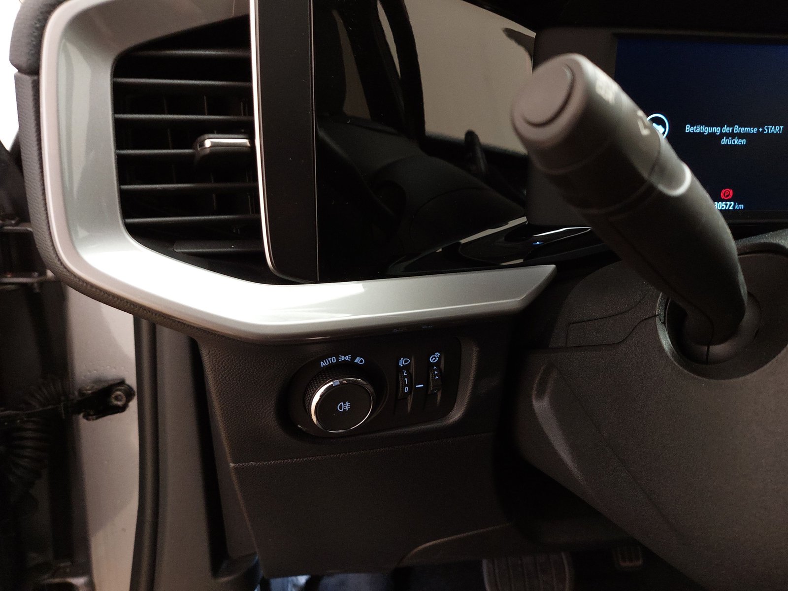Opel Mokka-e Elegance NAVI LED SHZ RFK 7