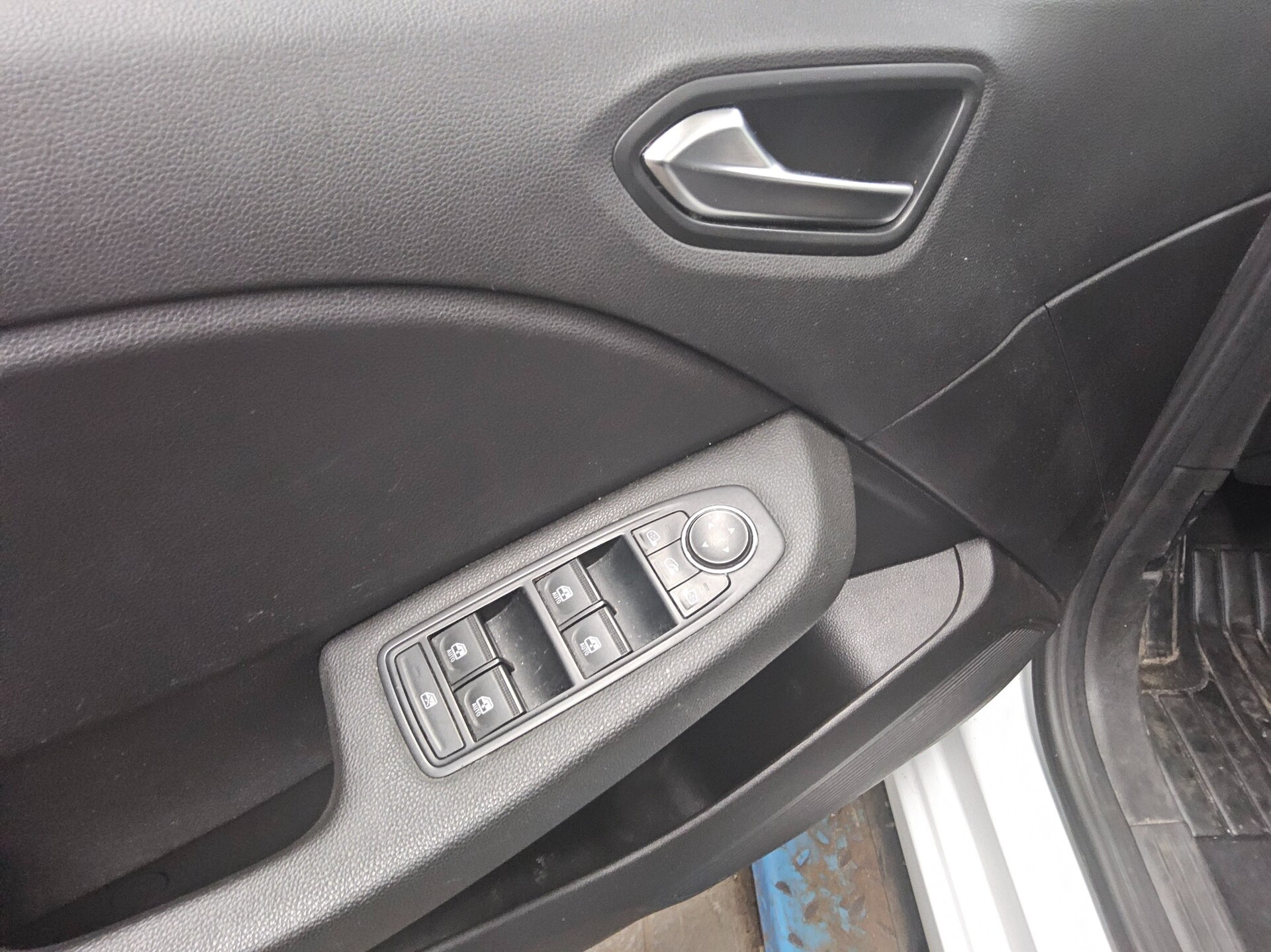 Renault Clio 1.5 BLUE dCi Navi LED RfK Shz PDC Tempomat 9