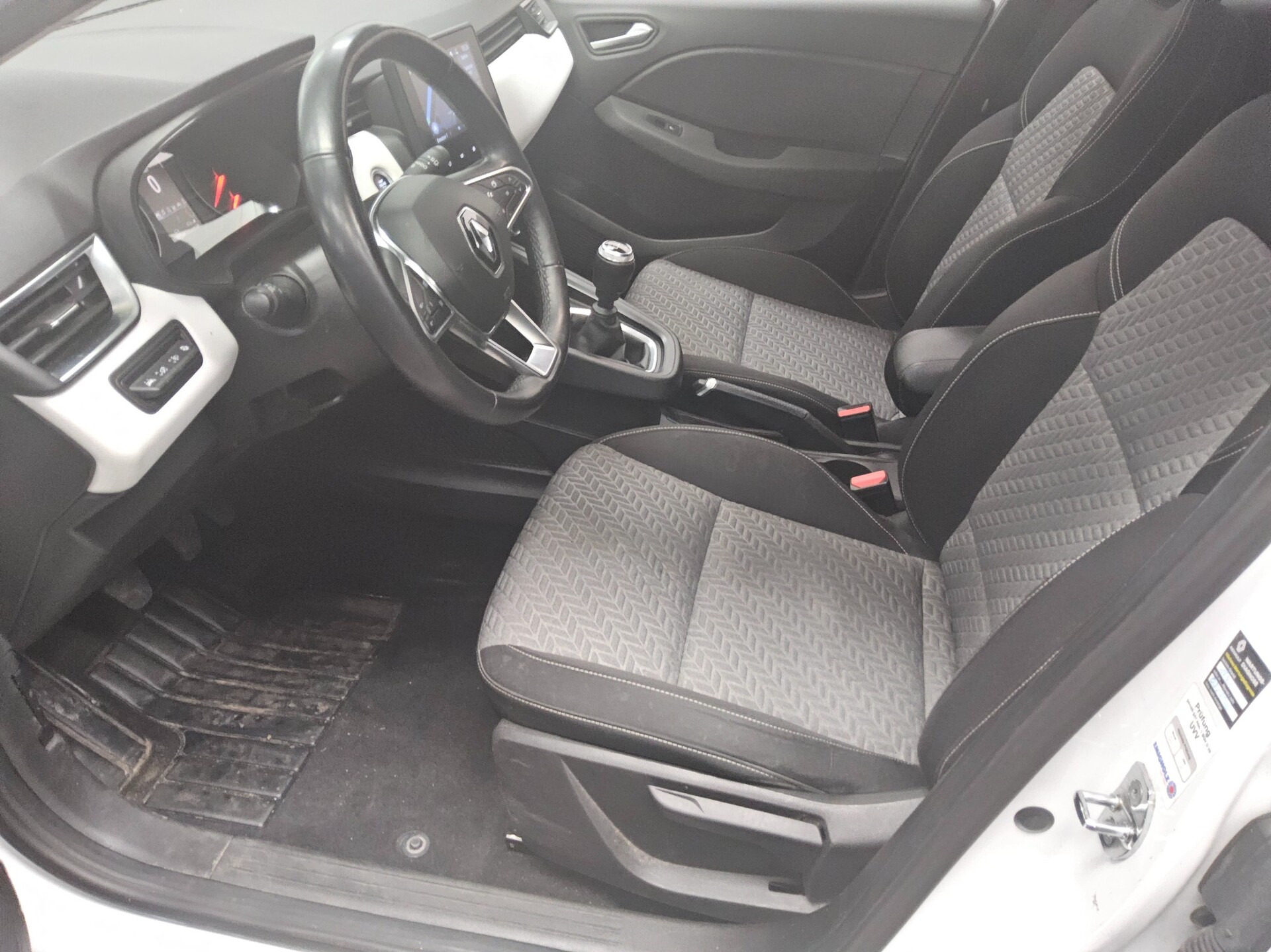 Renault Clio 1.5 BLUE dCi Navi LED RfK Shz PDC Tempomat 8