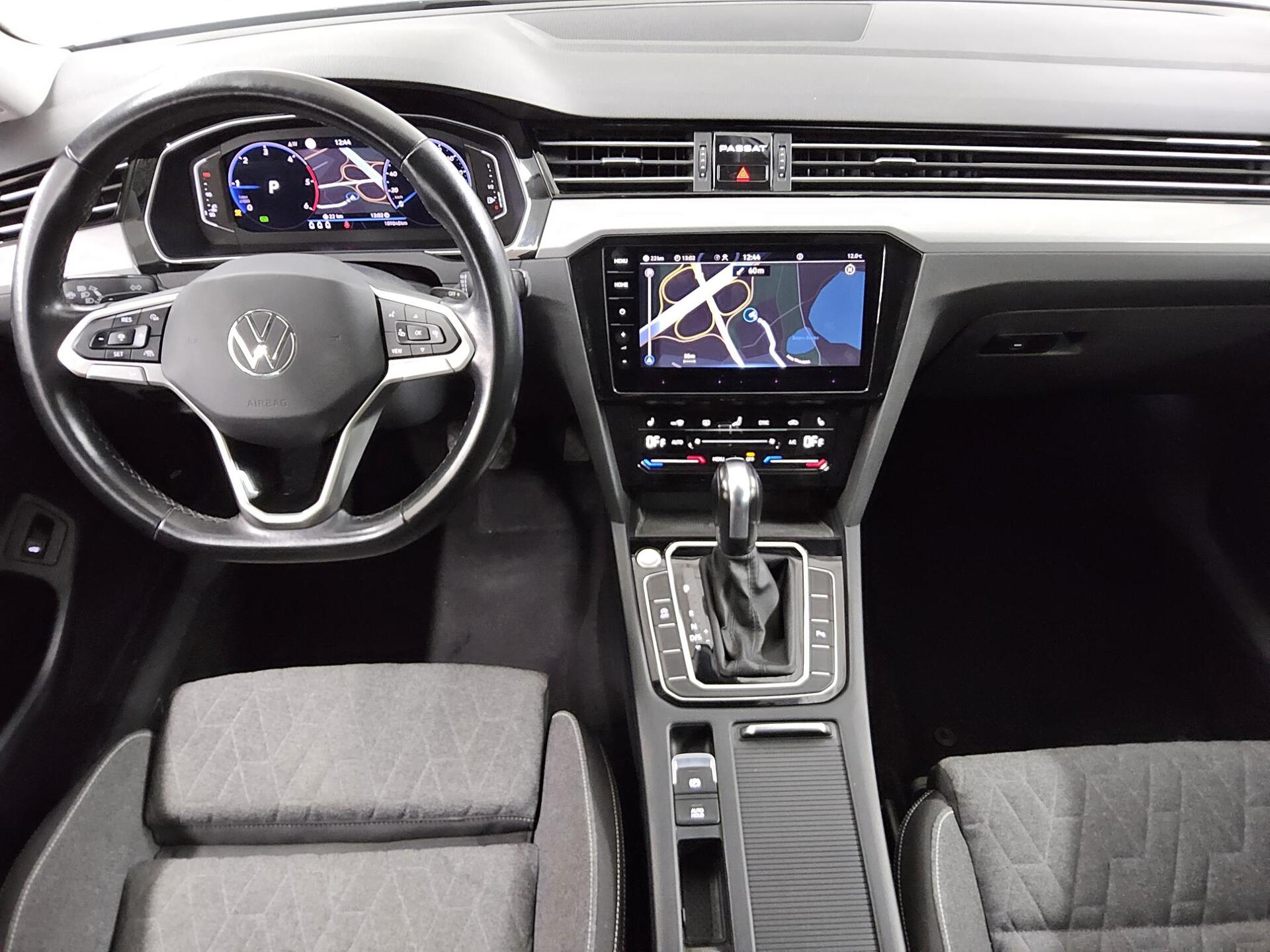 Volkswagen Passat Var. 2.0 TDI Business Navi LED AID RFK AHK 5