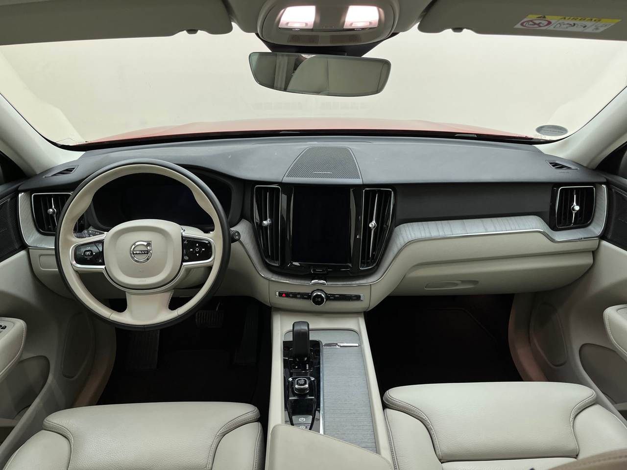 Volvo XC60 B4 NAVI KLIMAAUT LED RADIO TEMPO 5