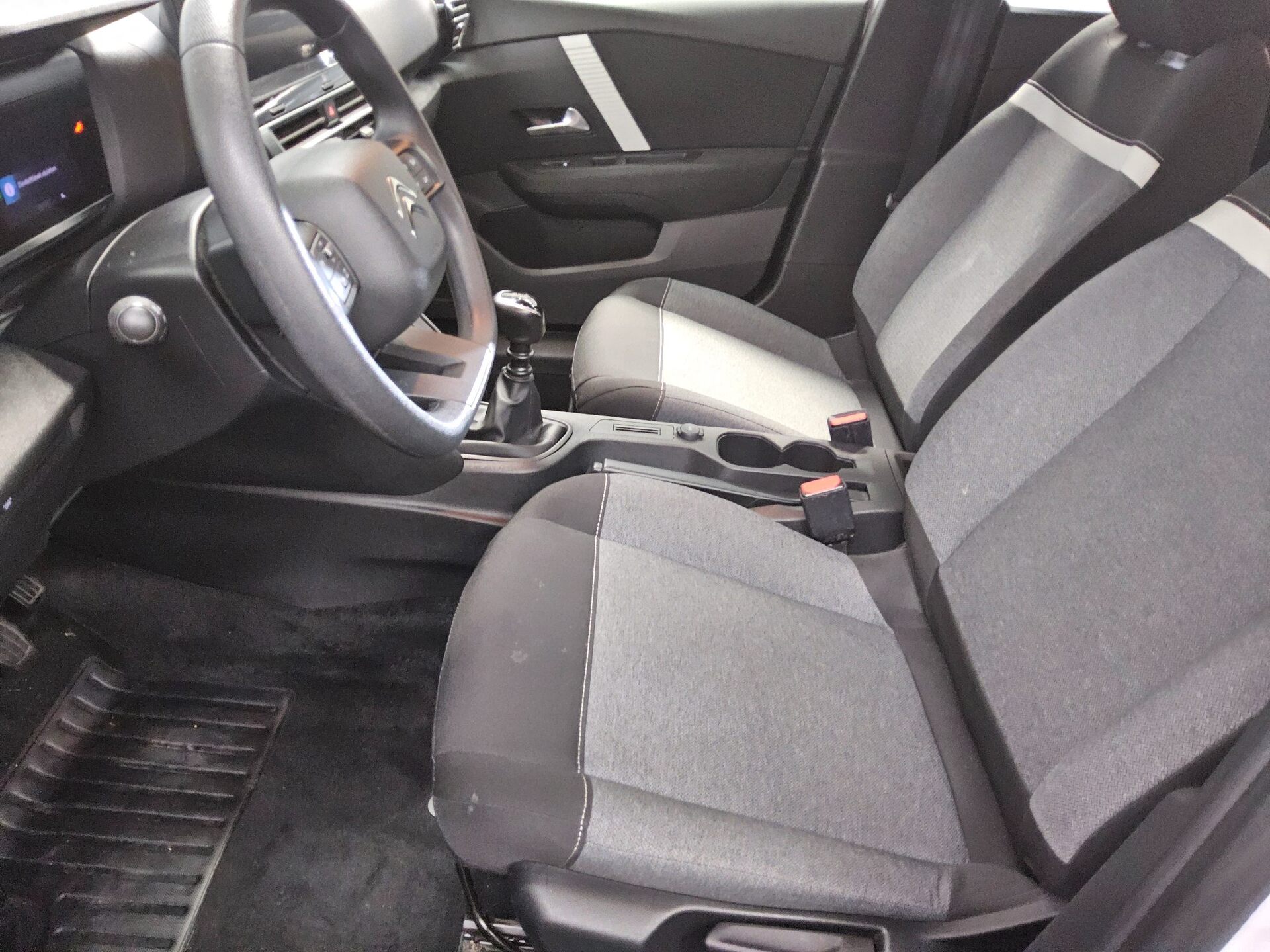 Citroën C4 1.5 BlueHDi Feel Navi DAB Klima DigiTacho 9