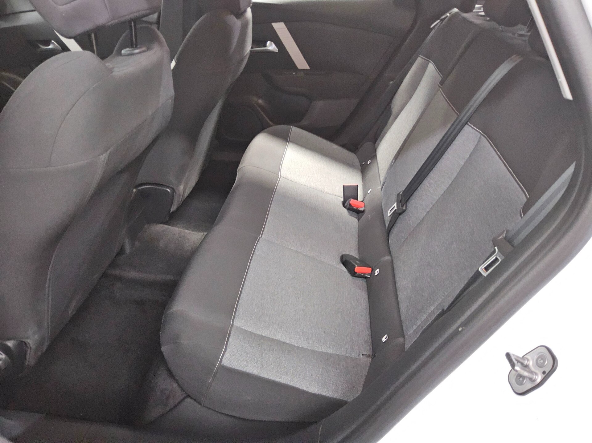 Citroën C4 1.5 BlueHDi Feel Navi DAB Klima DigiTacho 13