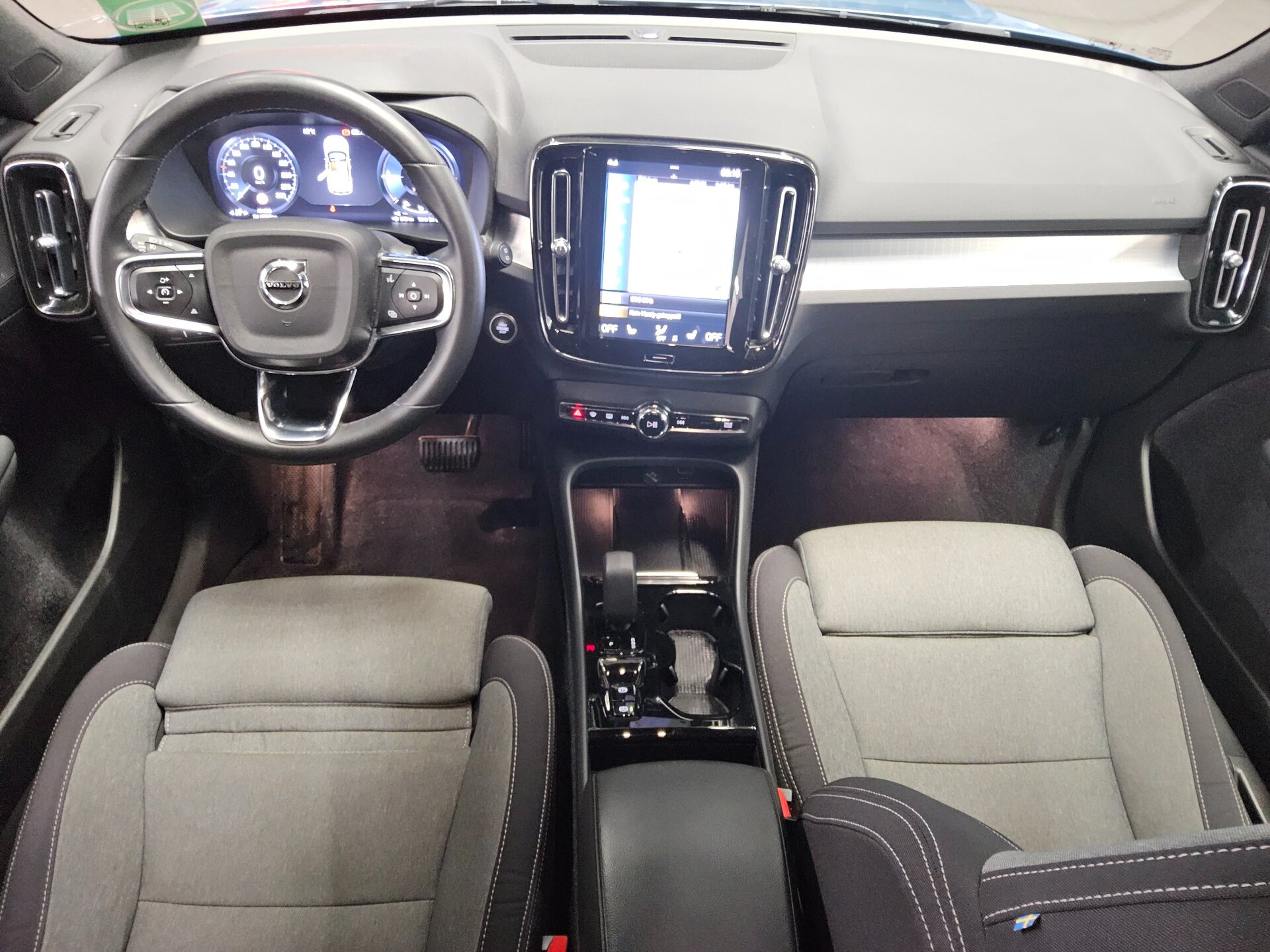 Volvo XC40 T5 Recharge Plus Dark Navi LED RFK StHzg 5