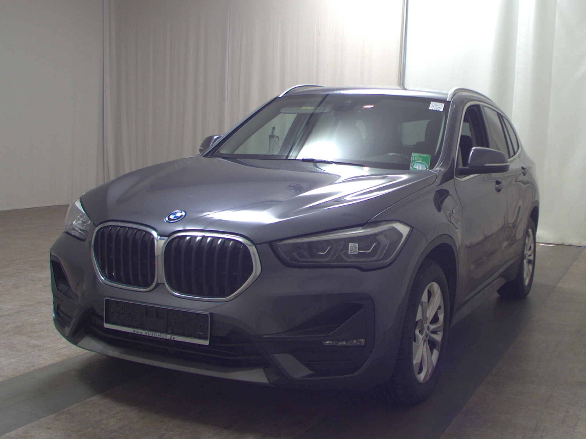 BMW X1 xDrive25e Advantage Navi LED PDC 2