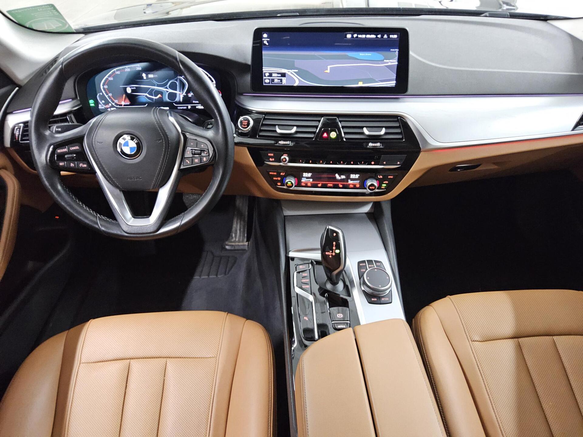BMW 520dA Touring Navi LED LC-Pro Leder Kamera 5