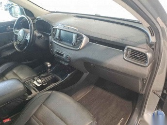 Kia Sorento 2.2 CRDI 4WD Platinum ÜANO AHK 360° 5