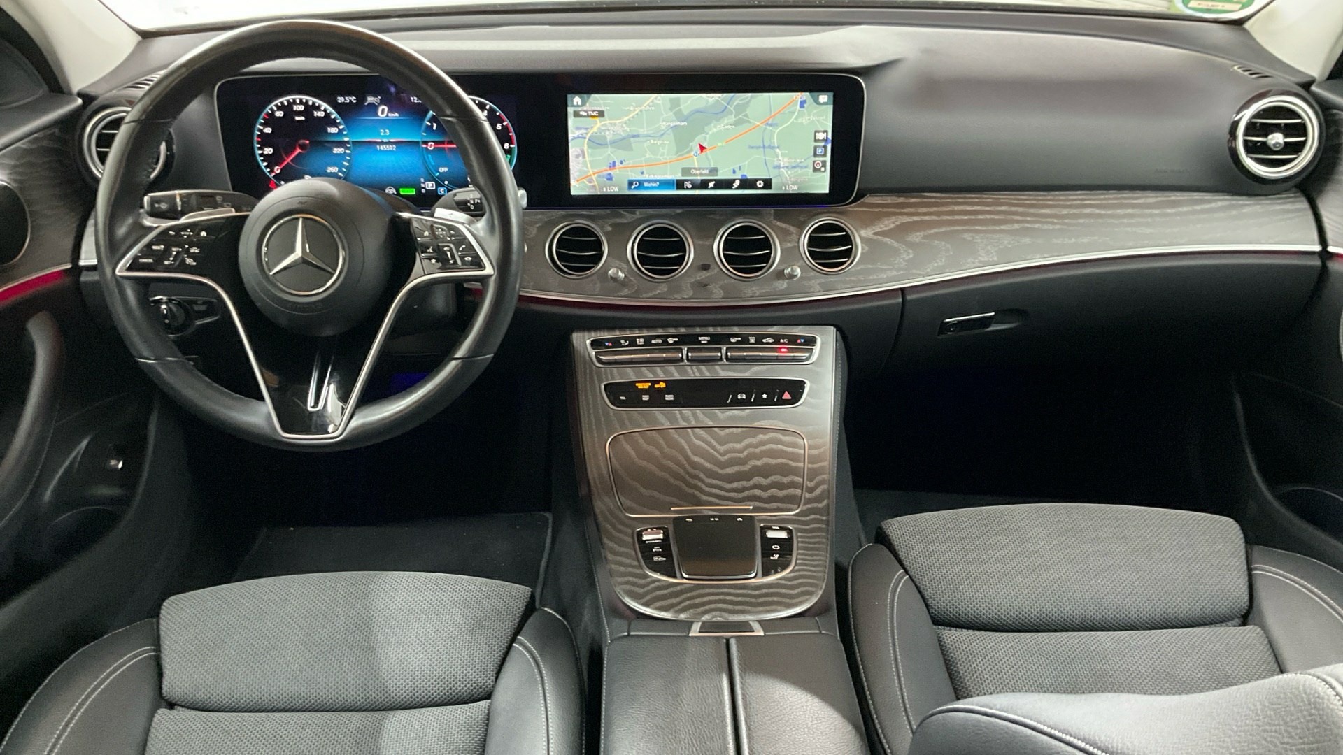 Mercedes-Benz E 300 T de Avantgarde T-Leder Nav LED Widescreen 6
