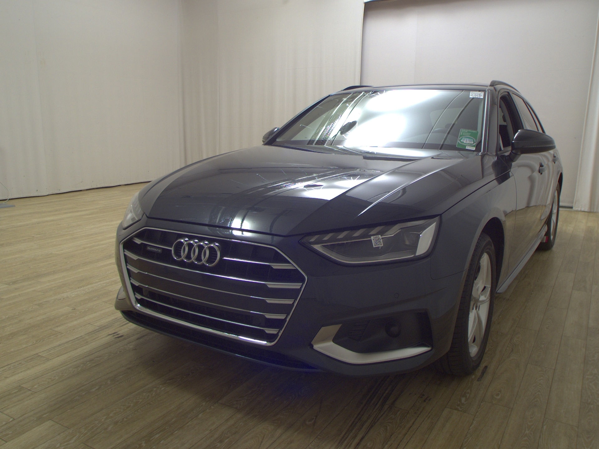 Audi A4 Avant 40 TDI Qu. advanced Nav vc LED Pano ACC 2