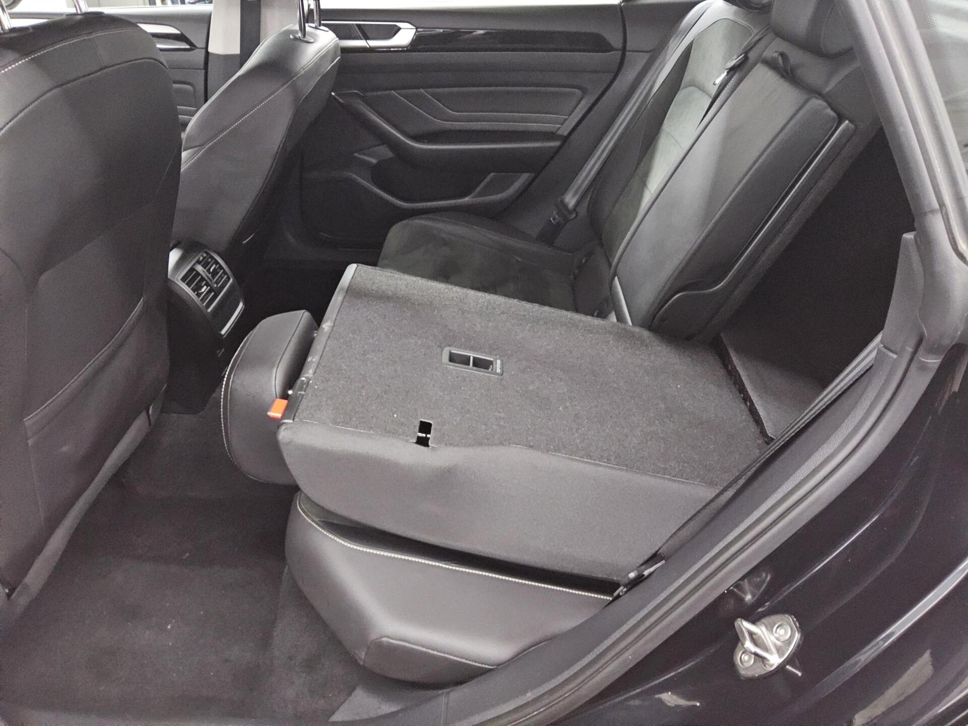 Volkswagen Arteon 2.0 TDI Elegance T-Leder Navi LED AID ACC 13