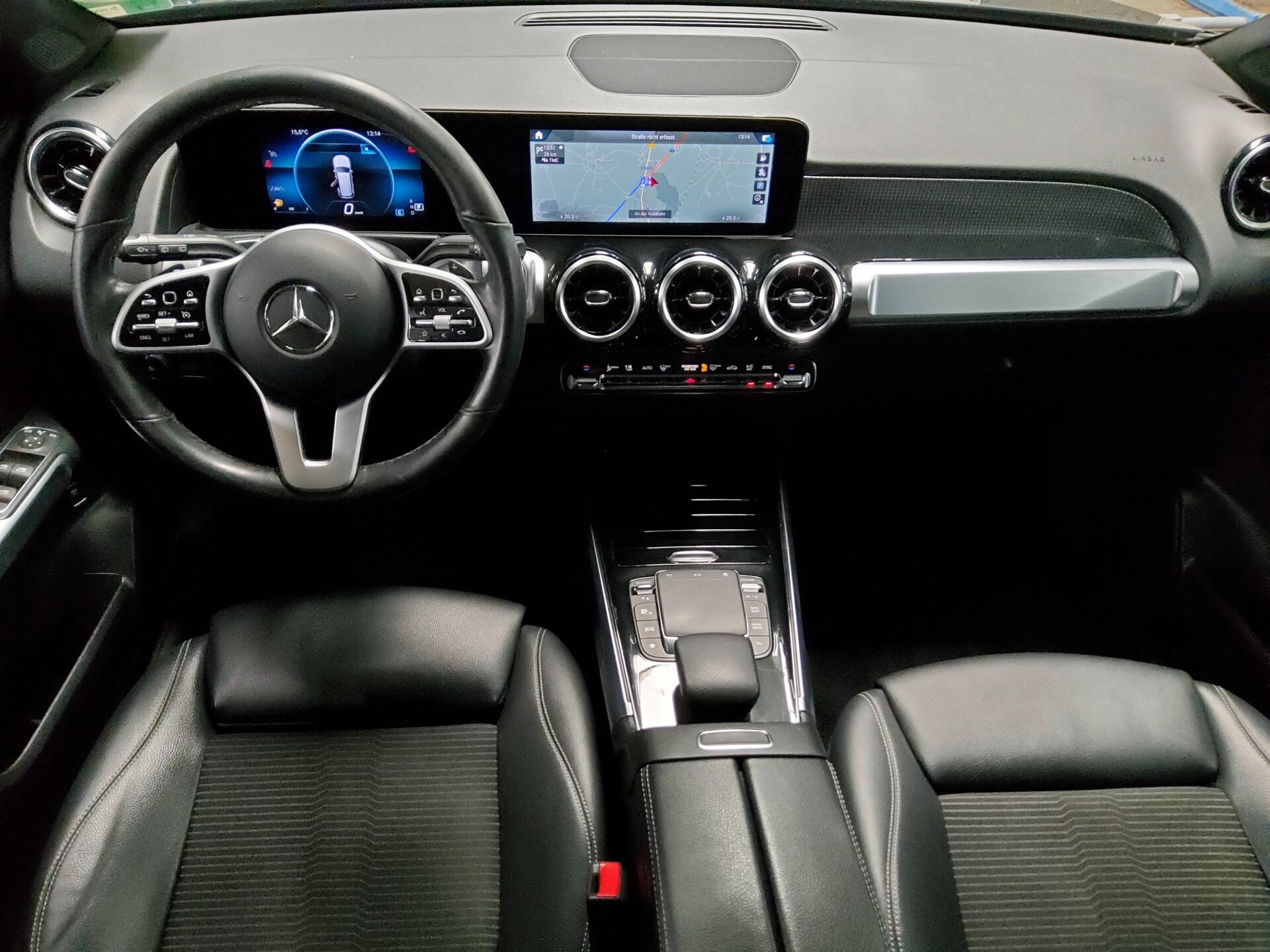Mercedes-Benz GLB 200 d T-Leder Navi LED 5
