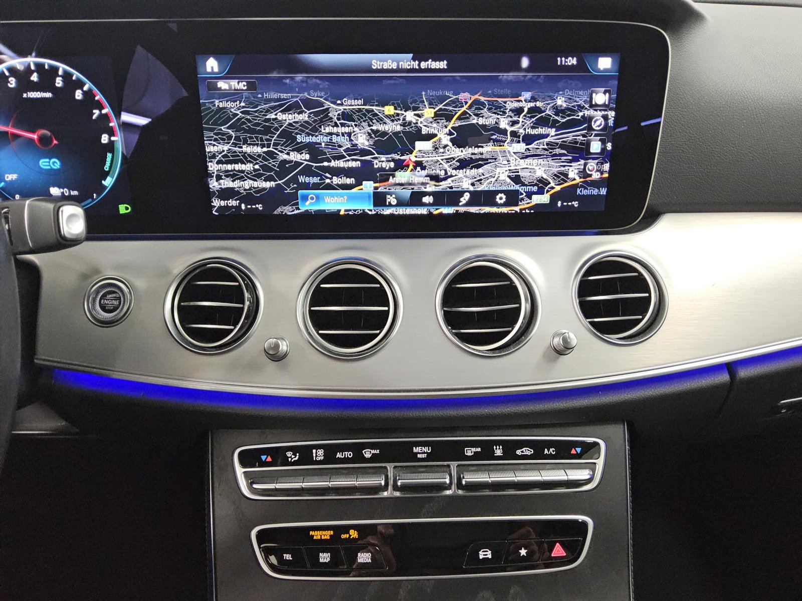 Mercedes-Benz E 300 T e Avantgarde T-Leder Navi LED RFK Wide 7