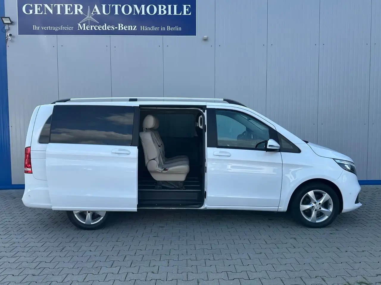 Mercedes-Benz V 220 LANG 9G-TR WEBASTO NAVI MBUX KAMERA 8-SITZ 5