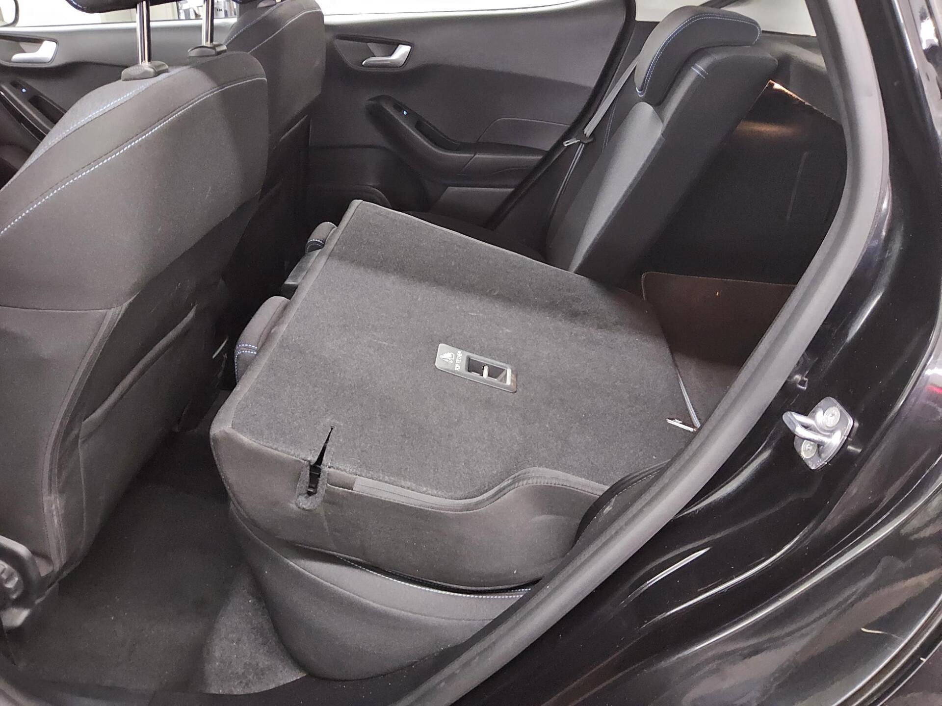 Ford Fiesta 1.0 EB Active Navi LED DAB PDC 12