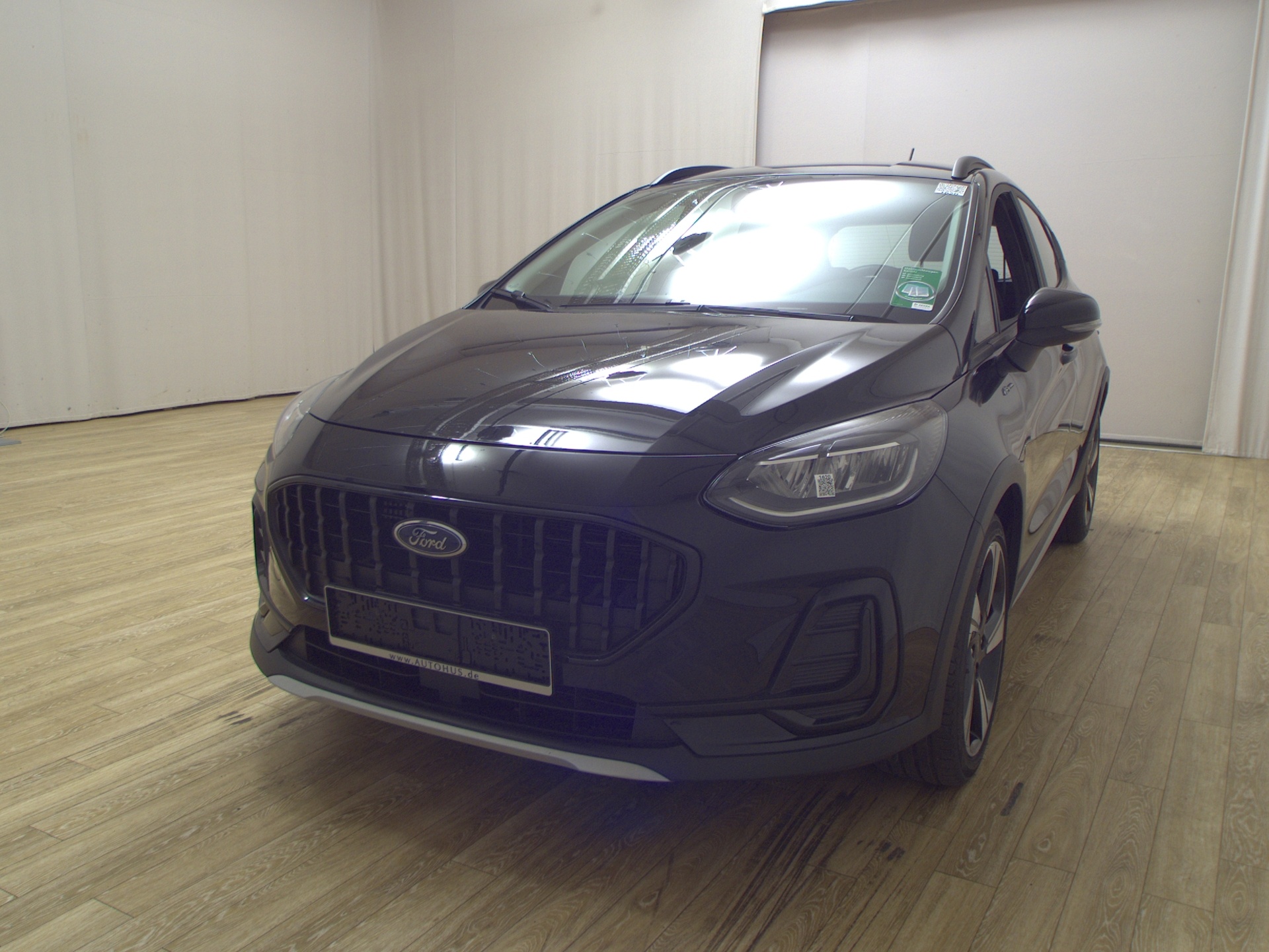 Ford Fiesta 1.0 EB Active Navi LED DAB PDC 2