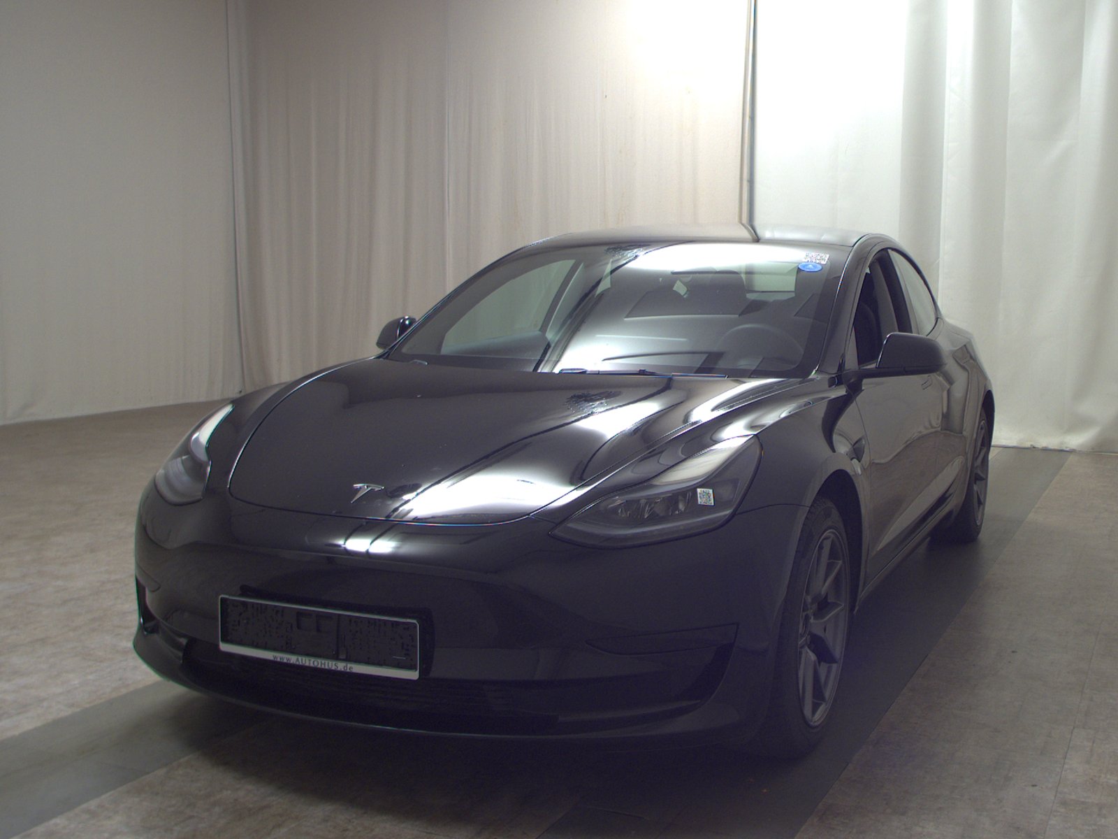 Tesla Model 3 RWD NAVI LED SHZ RFK 2