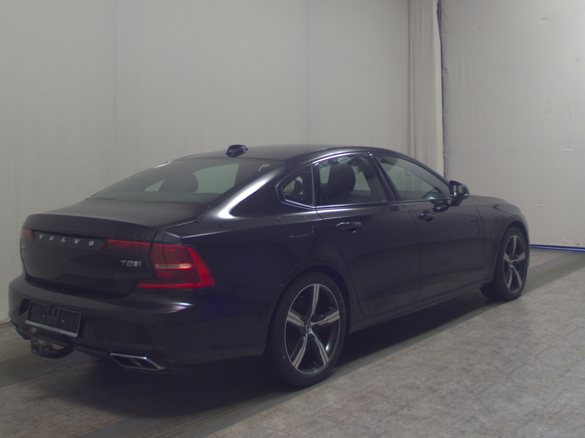 Volvo S90 T8 AWD Hybrid R-Design Navi LED HuD H-K 360° 4