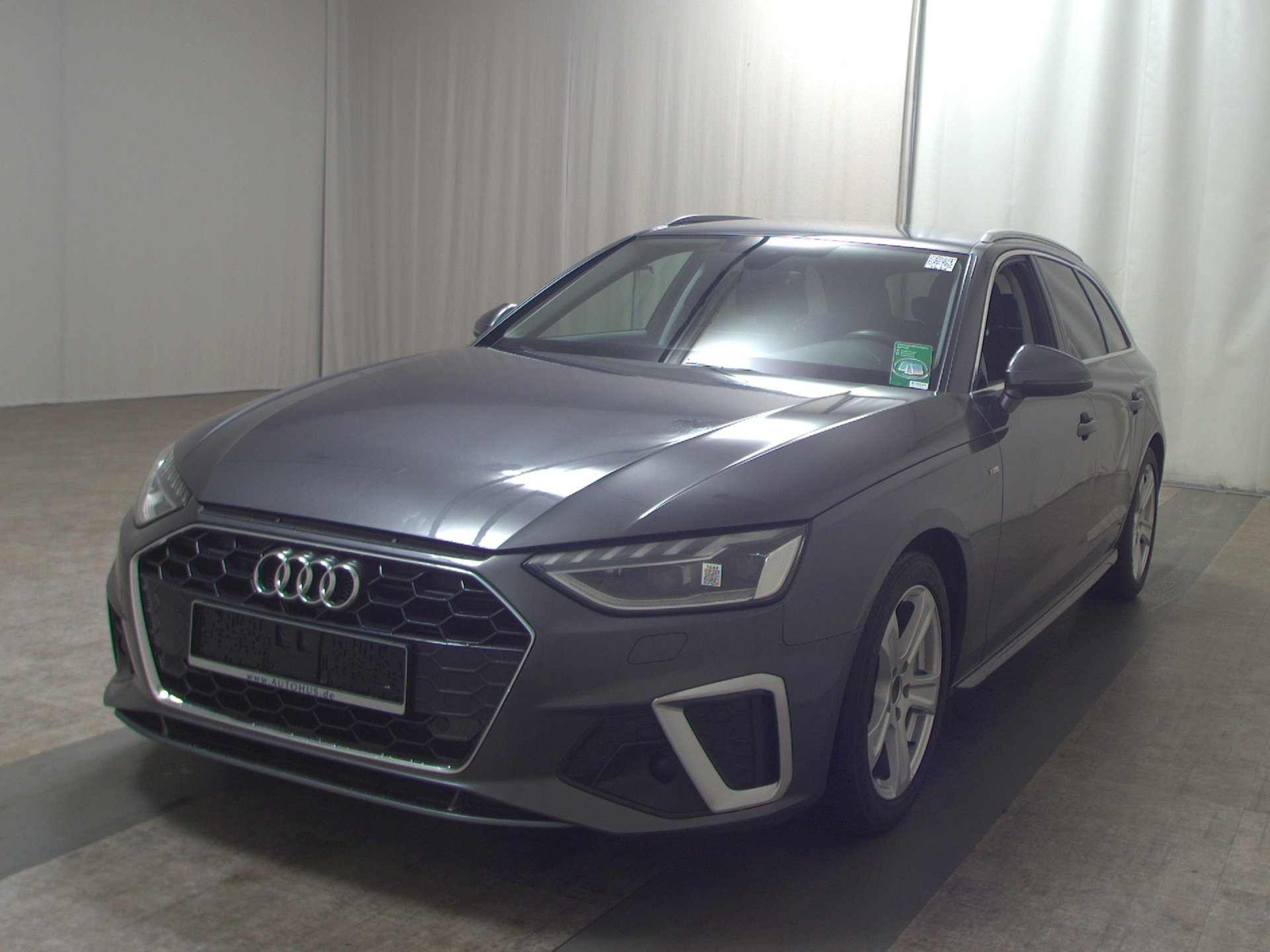 Audi A4 Avant 40 TDI S-Line Navi Matrix vc+ Shz PDC 2