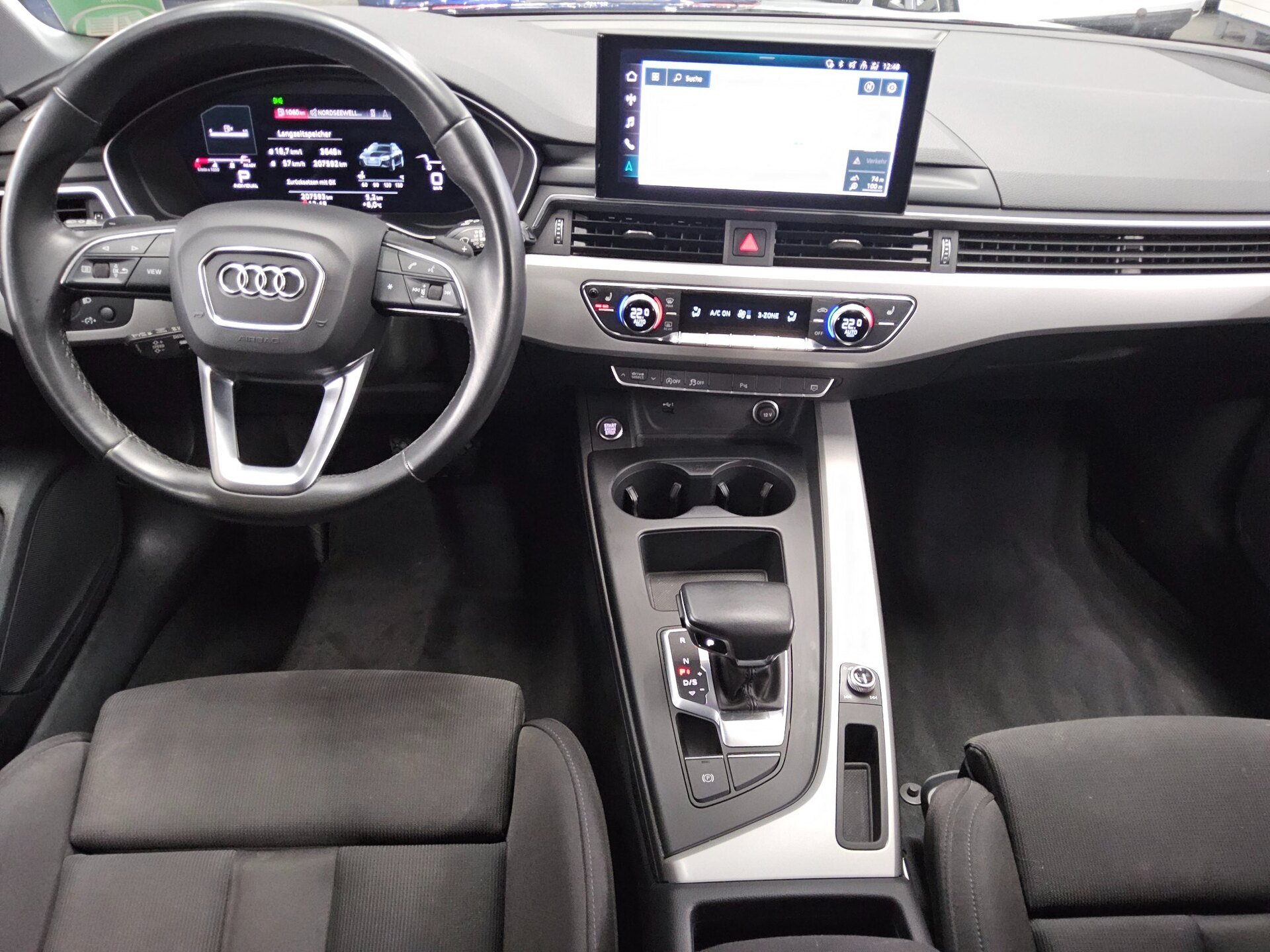 Audi A4 Avant 40 TDI S-Line Navi Matrix vc+ Shz PDC 5