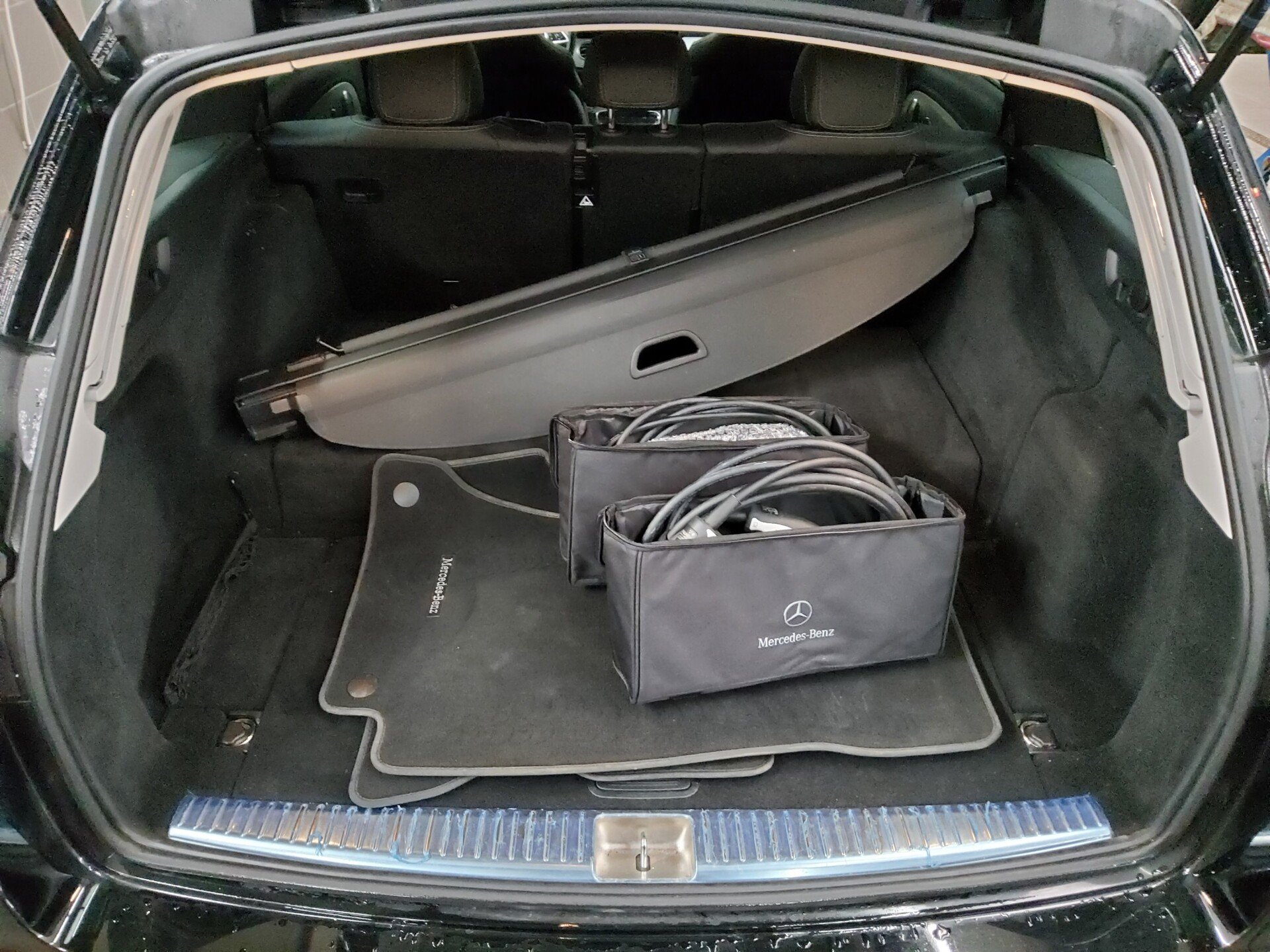 Mercedes-Benz E 300 T de AMG-Line Navi Burmester Widesc. RFK 12