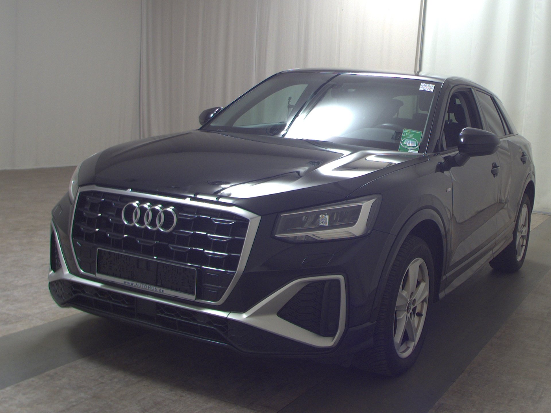 Audi Q2 35 TDI S-Line Navi LED Shz PDC 2