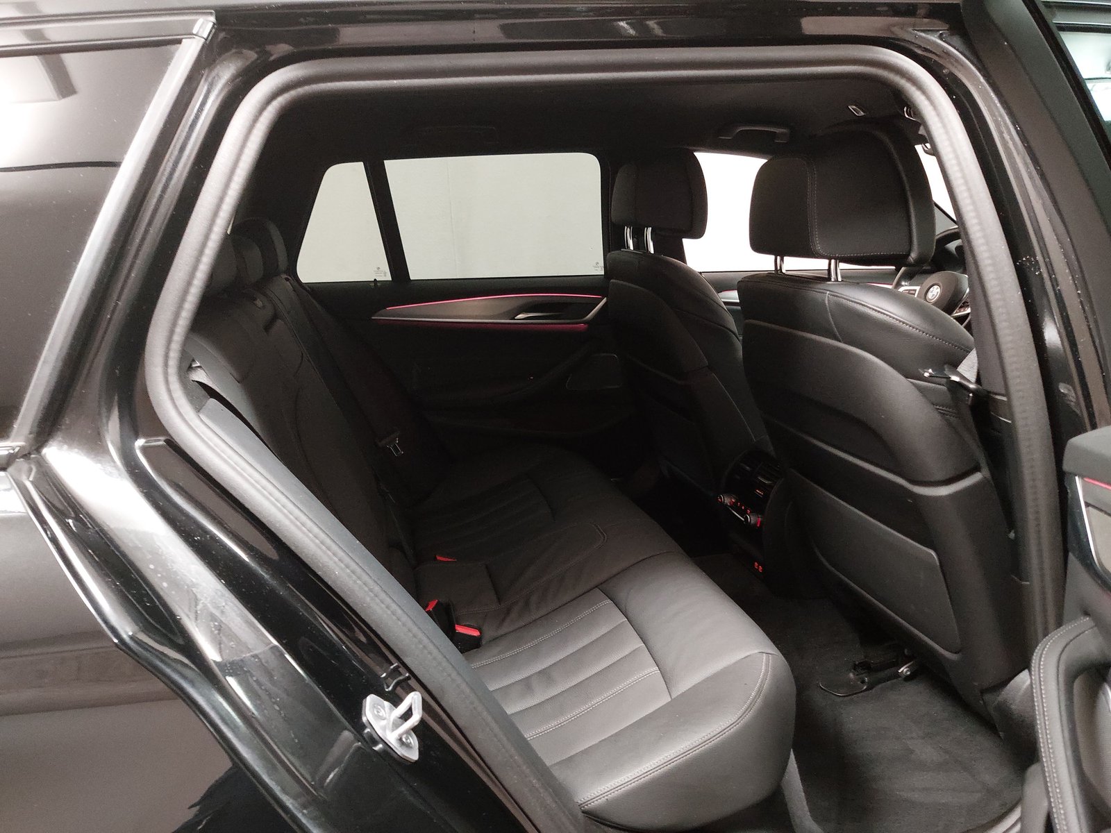 BMW 520d Touring xDr M-Sport Leder Navi Laser H/K 12