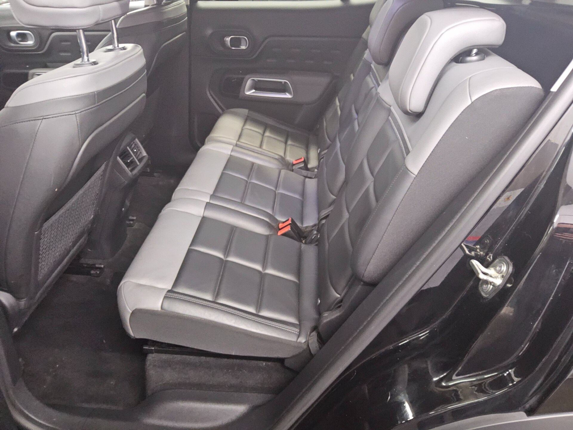 Citroën C5 Aircross Hybrid Leder Navi LED PDC RfK Shz 13