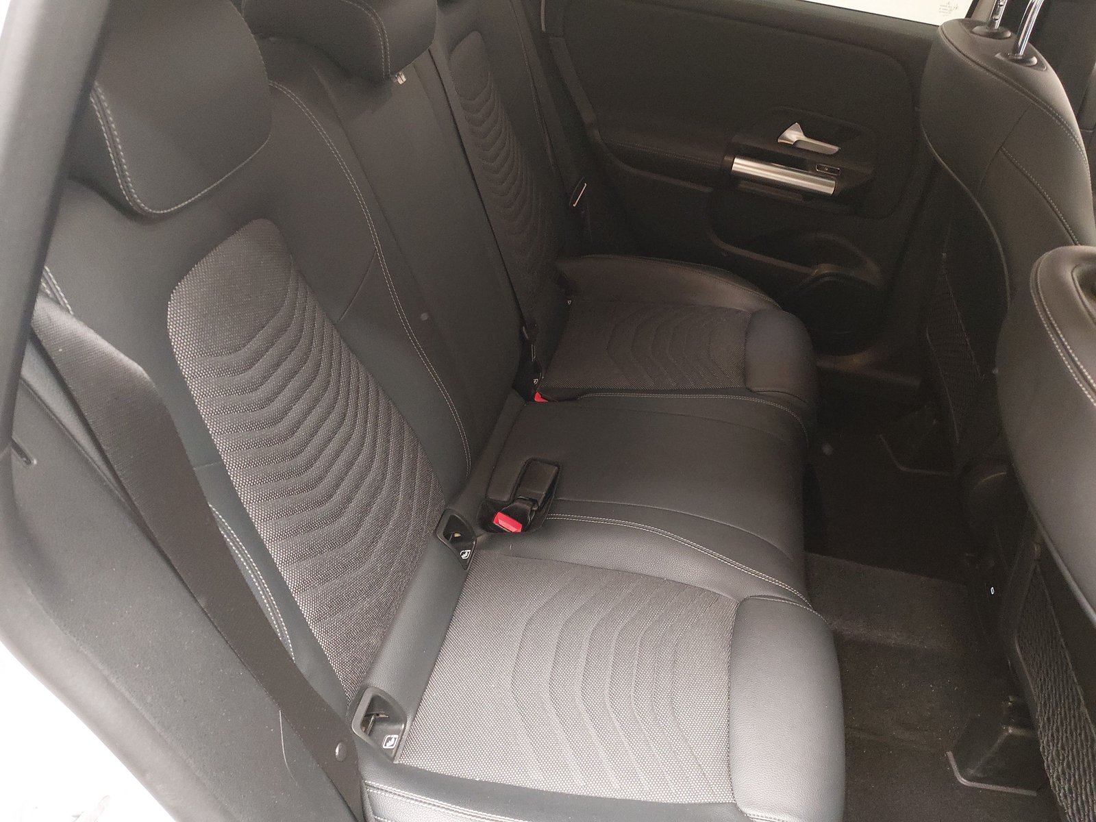 Mercedes-Benz B 200 d Progressive T-Leder Navi LED RFK Shz 12