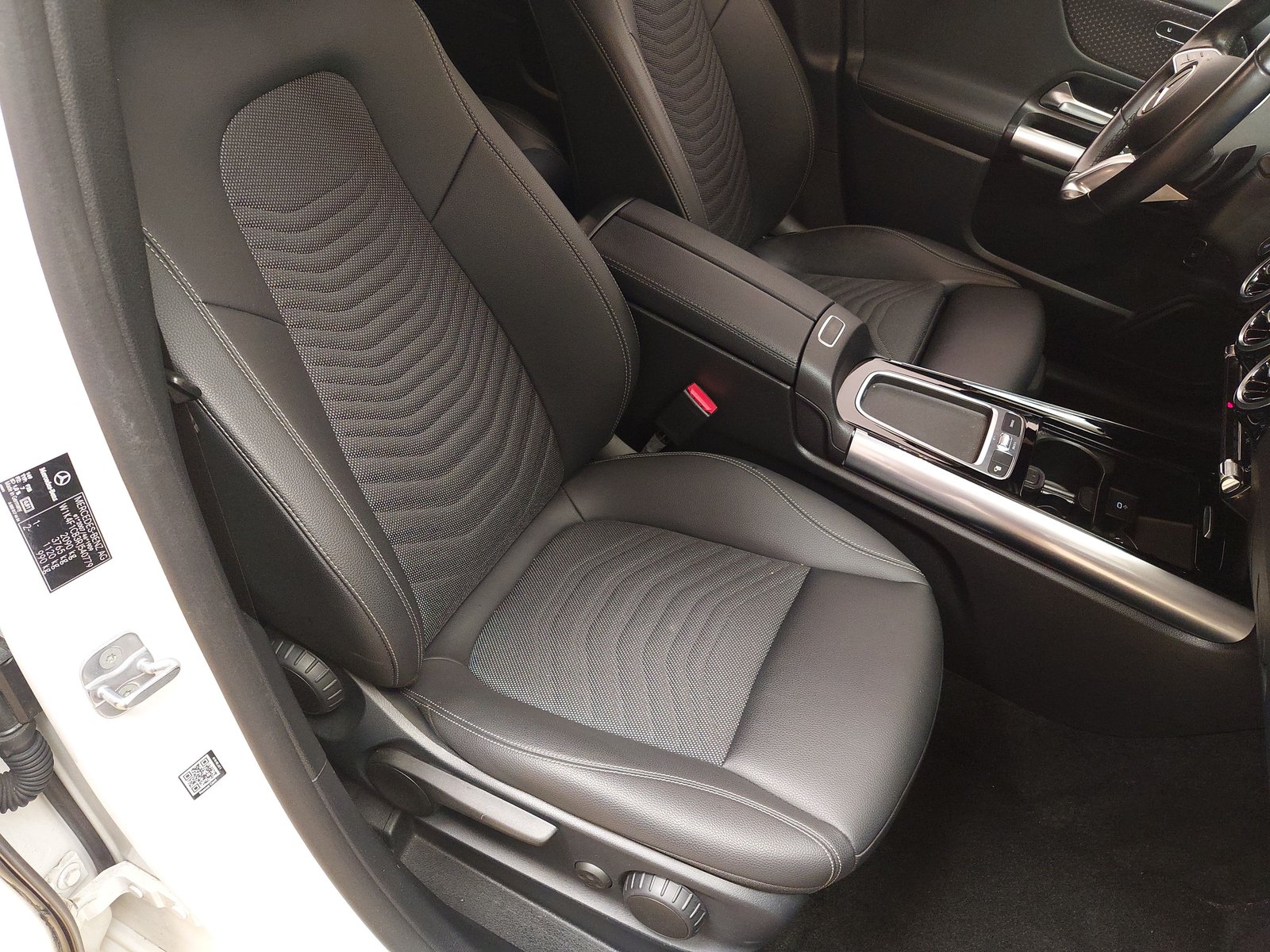 Mercedes-Benz B 200 d Progressive T-Leder Navi LED RFK Shz 10
