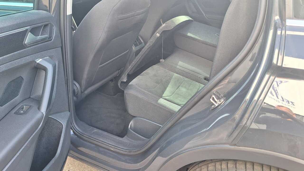 Volkswagen Tiguan 2.0 TDI Elegance NAVI KLIMA LED RADIO MFL 9