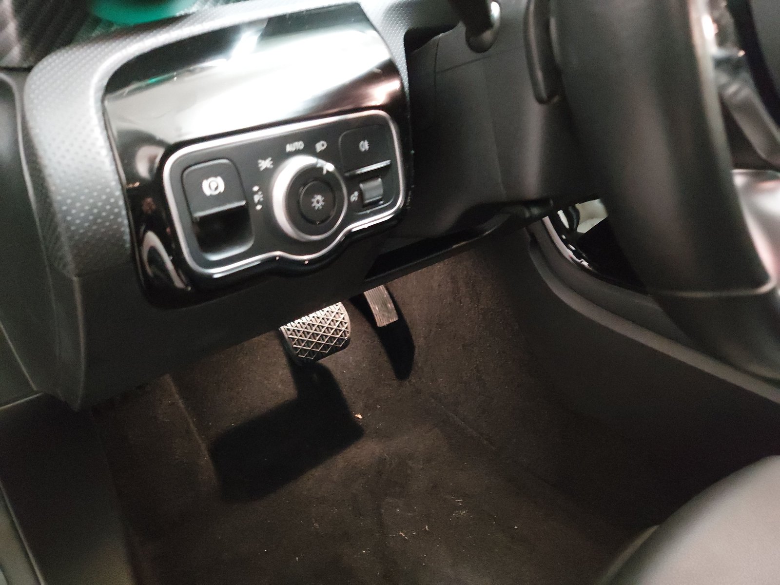 Mercedes-Benz A 200 d Progressive T-Leder Navi LED RFK Distr. 7