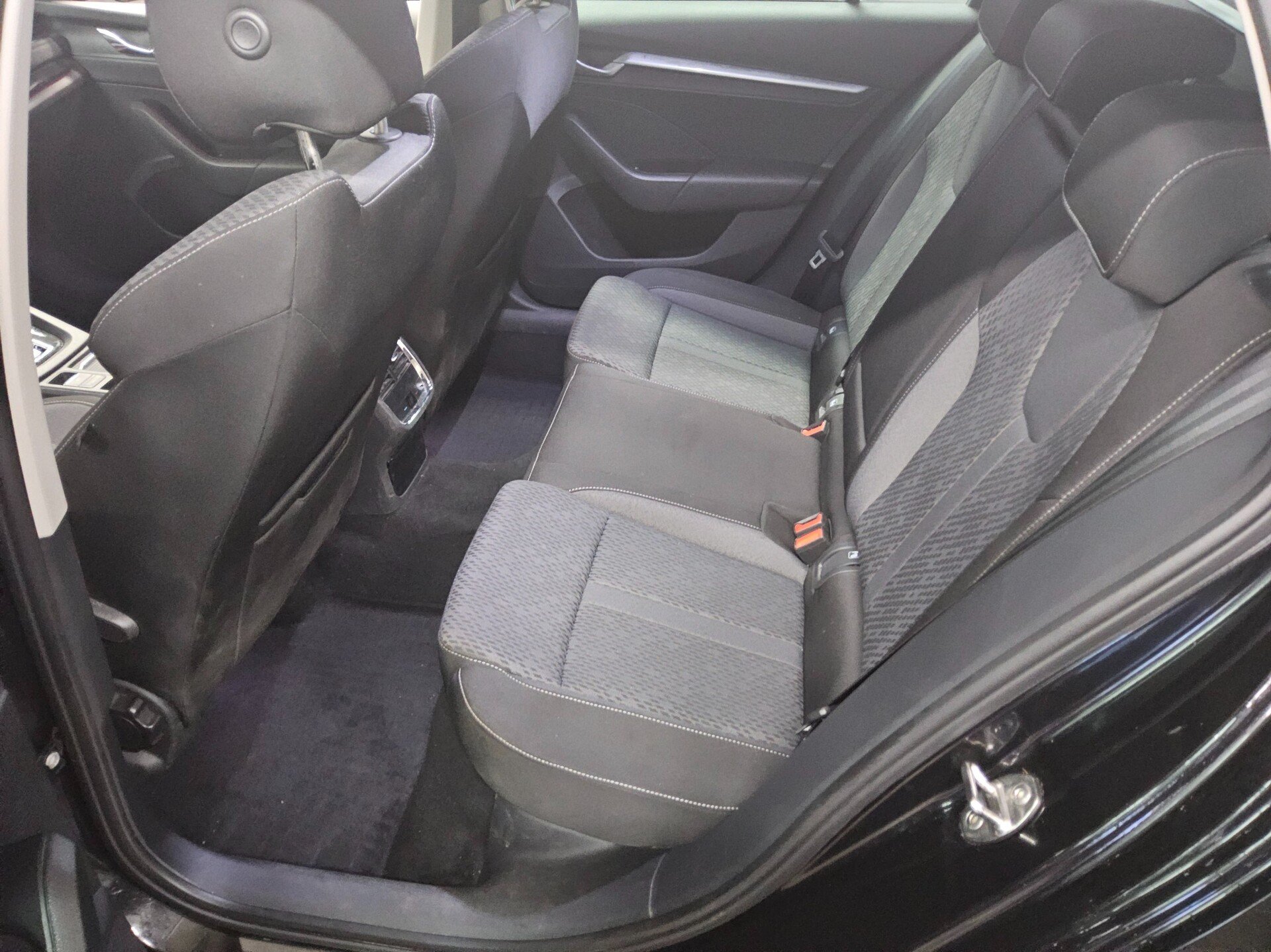Skoda Octavia Kombi 2.0 TDI 13