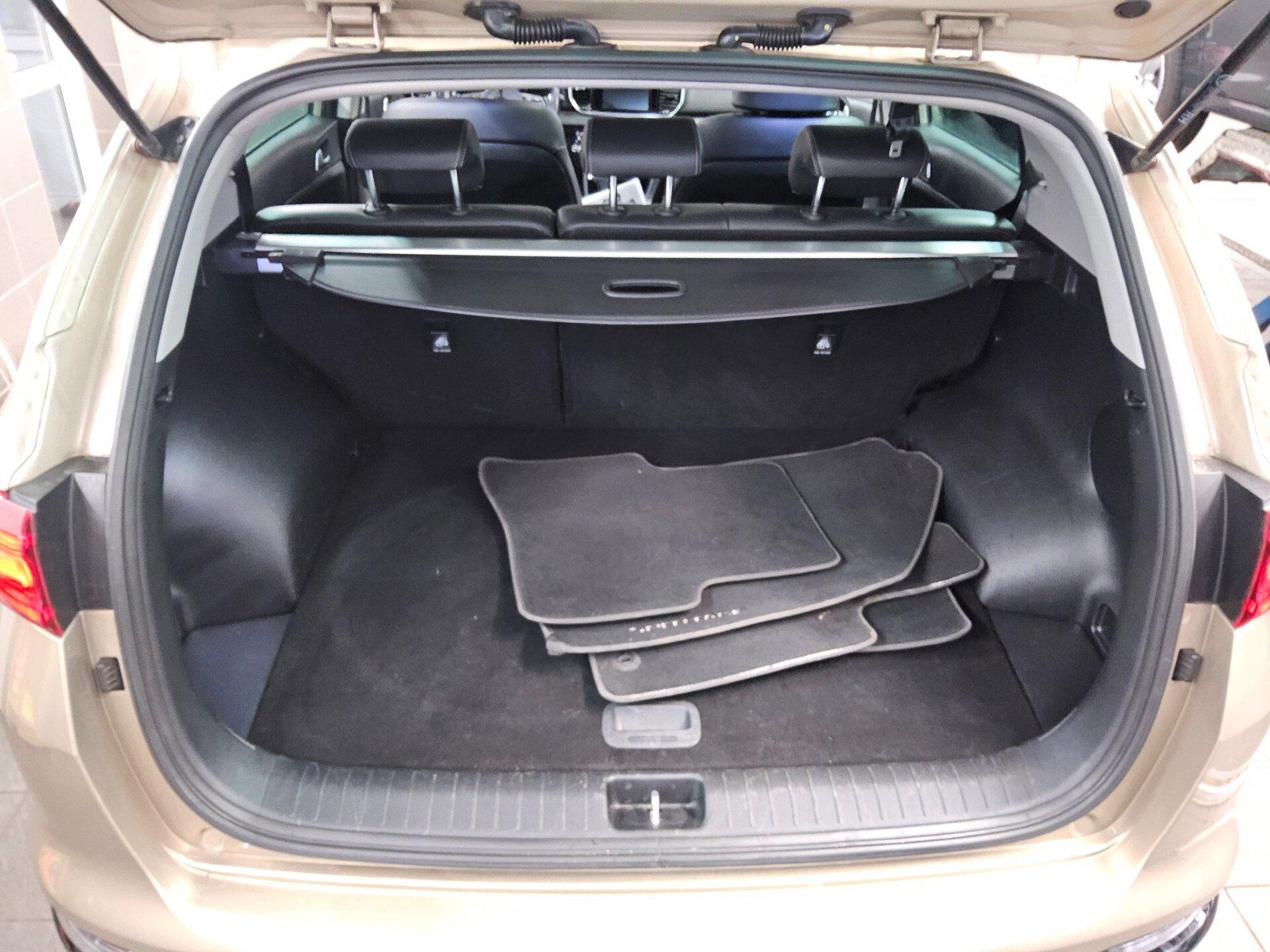 Kia Sportage 1.6 Vision T-Leder Navi 12