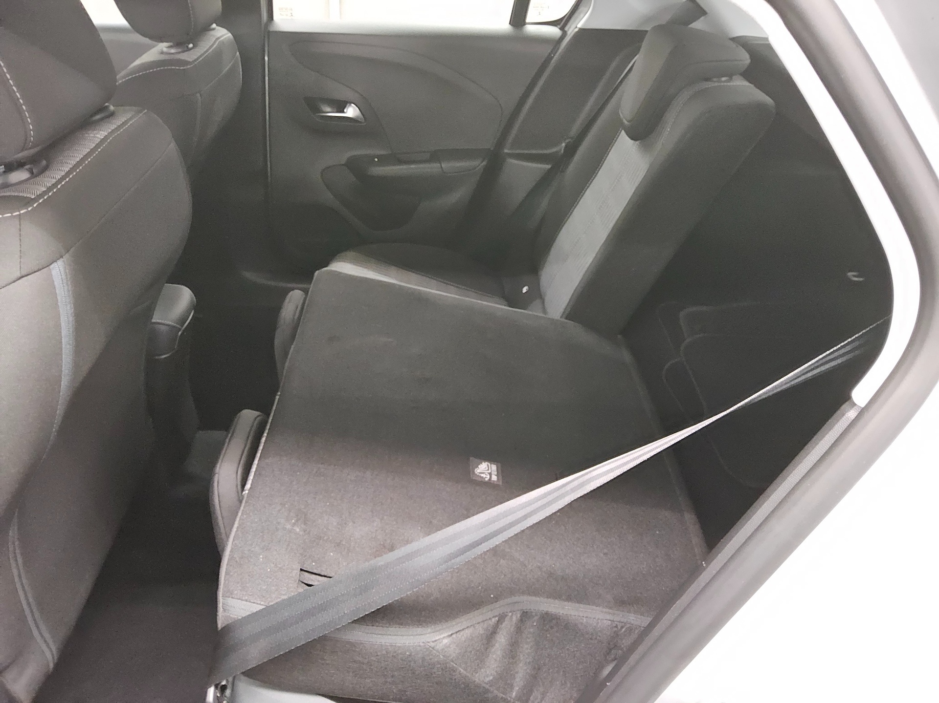 Opel Corsa 1.2 Edition Navi Tempomat PDC 13