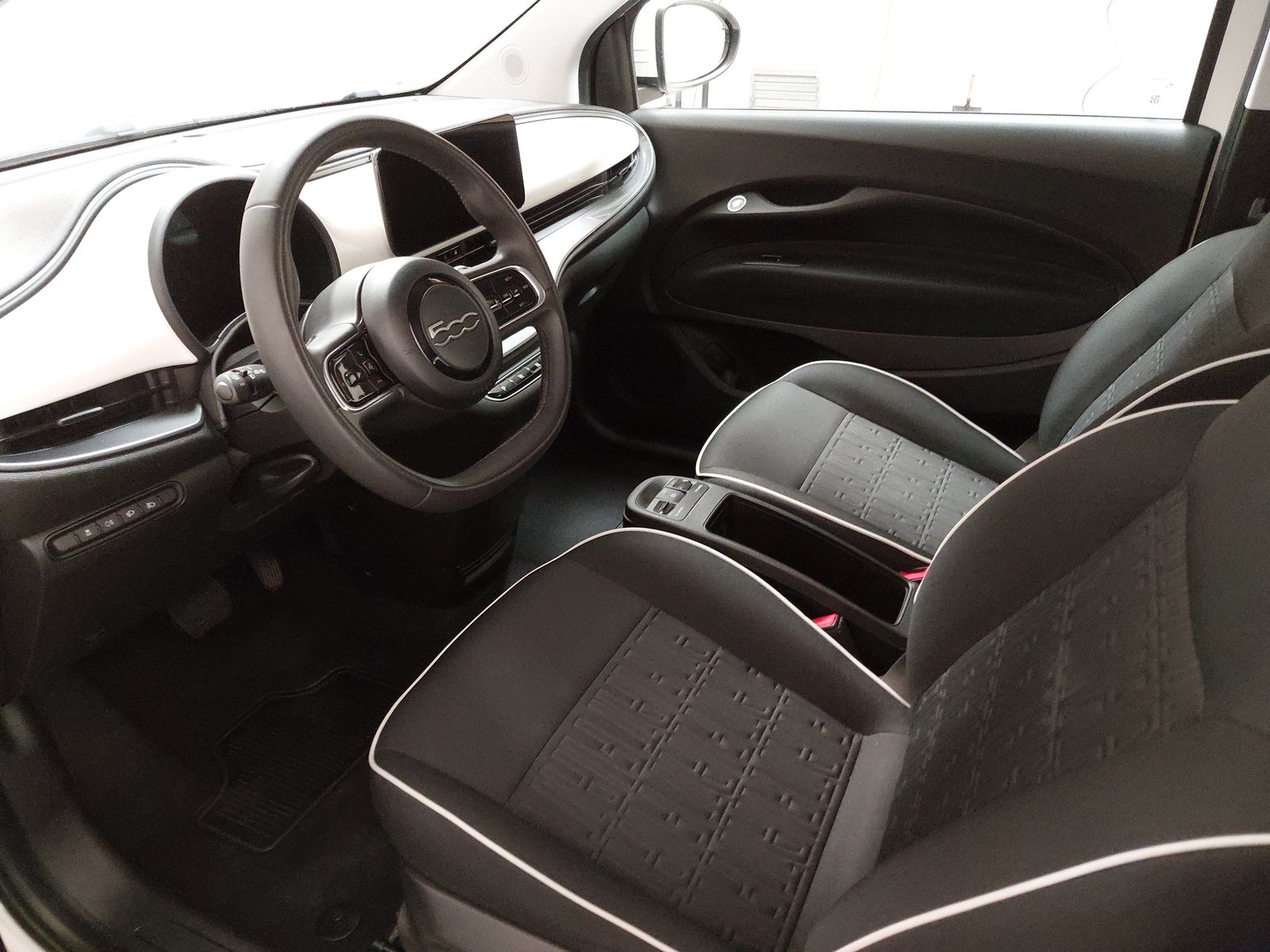 Fiat 500 NAVI LED SPURHALTE AMBIENTE 6