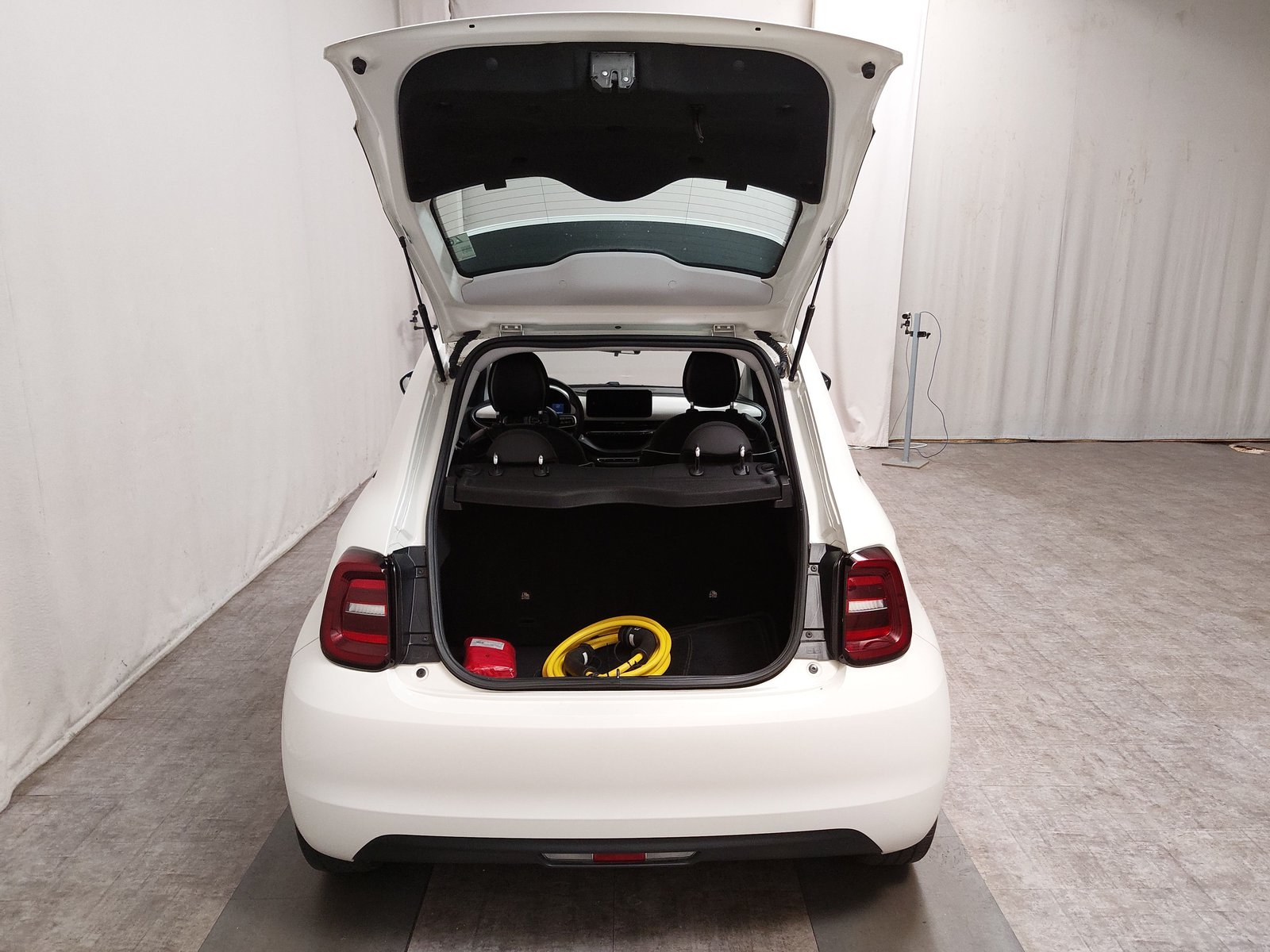 Fiat 500 NAVI LED SPURHALTE AMBIENTE 15