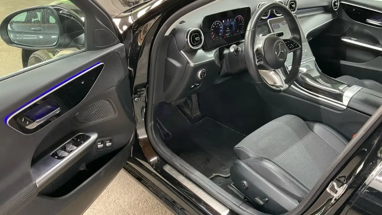 Mercedes-Benz C 300 e AHK*Kamera*Distro*LED*Leder*NaviTouch*DA 7