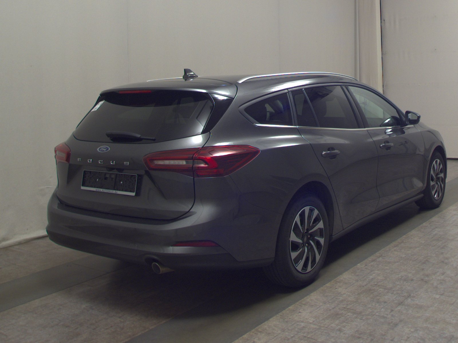 Ford Focus Turnier 1.5 EB Titanium Navi LED RFK Shz 4