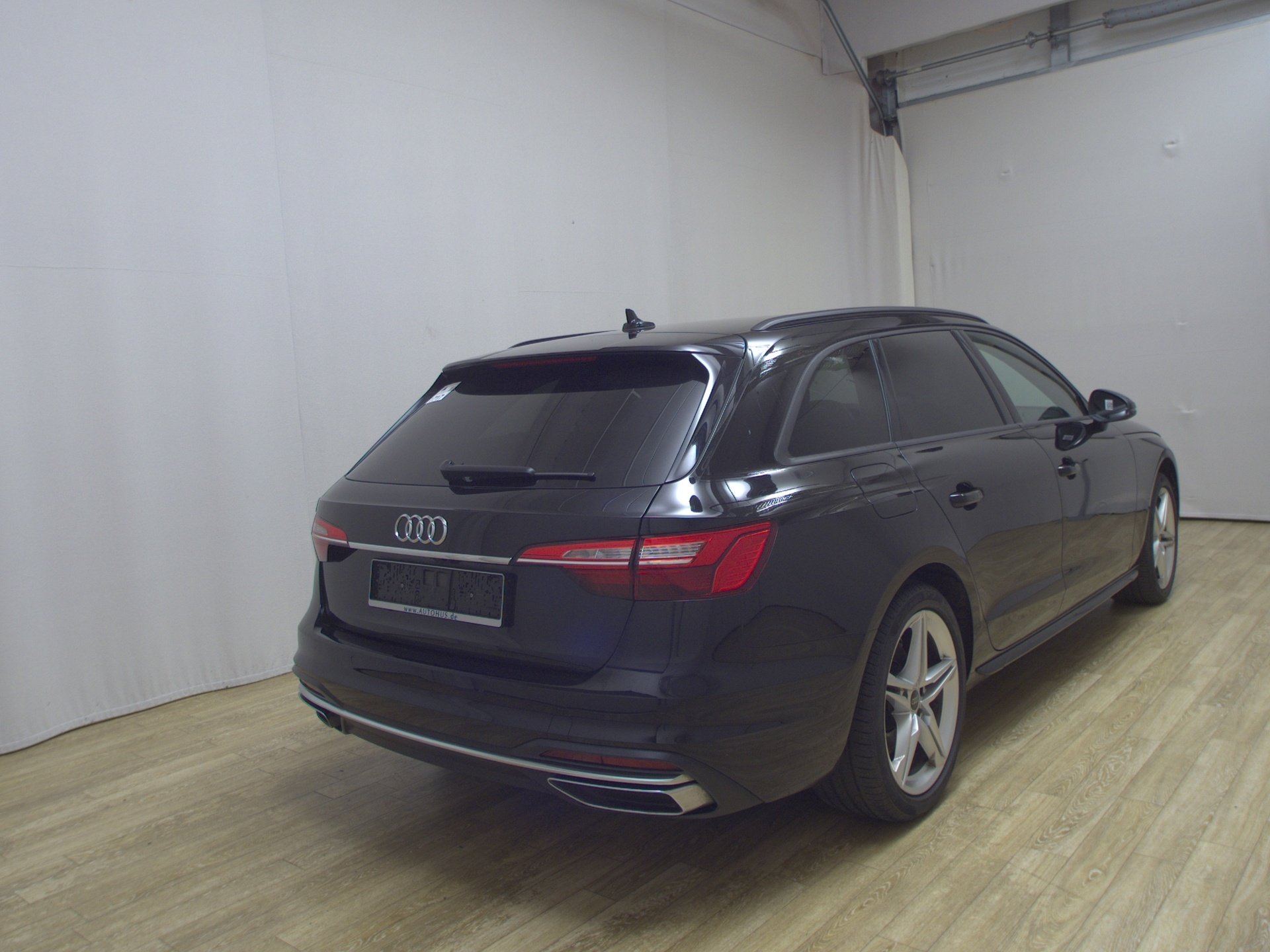 Audi A4 Avant 35 TDI advanced Navi LED vc Pano Sound 4