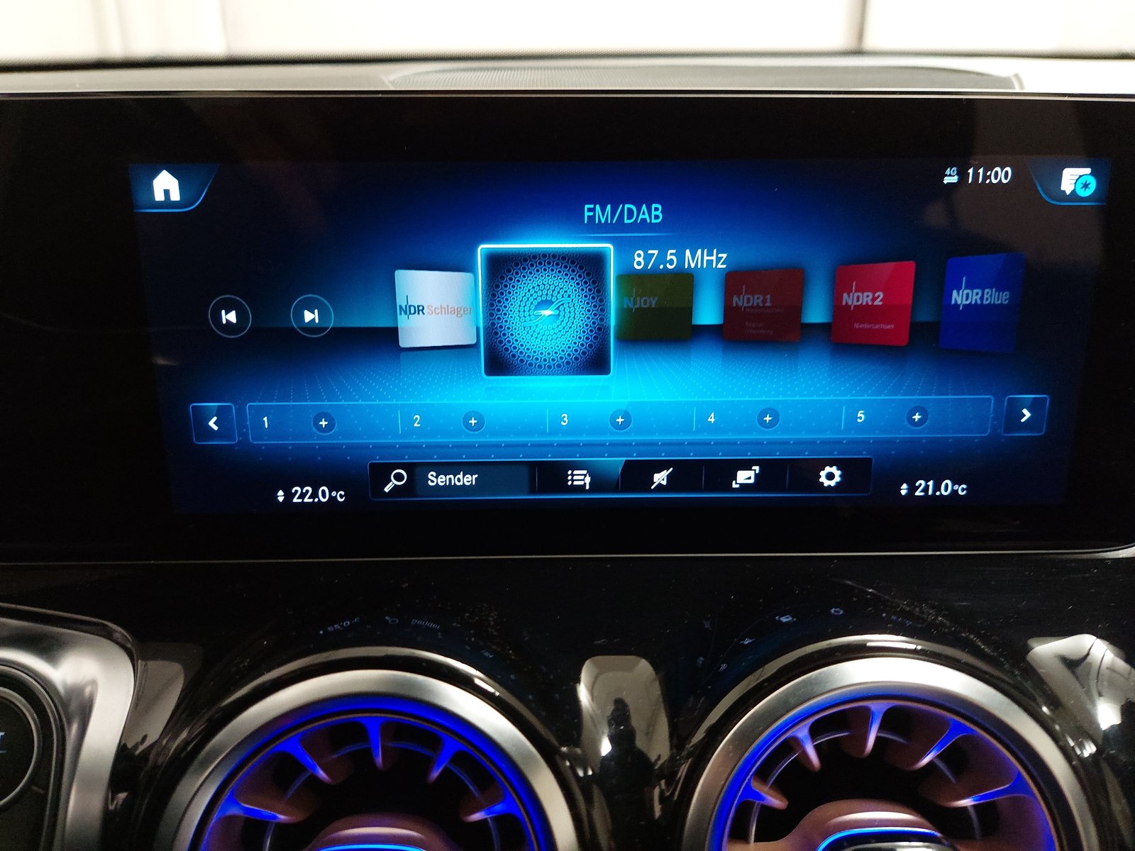 Mercedes-Benz 250 T-Leder Navi LED RFK Shz 20