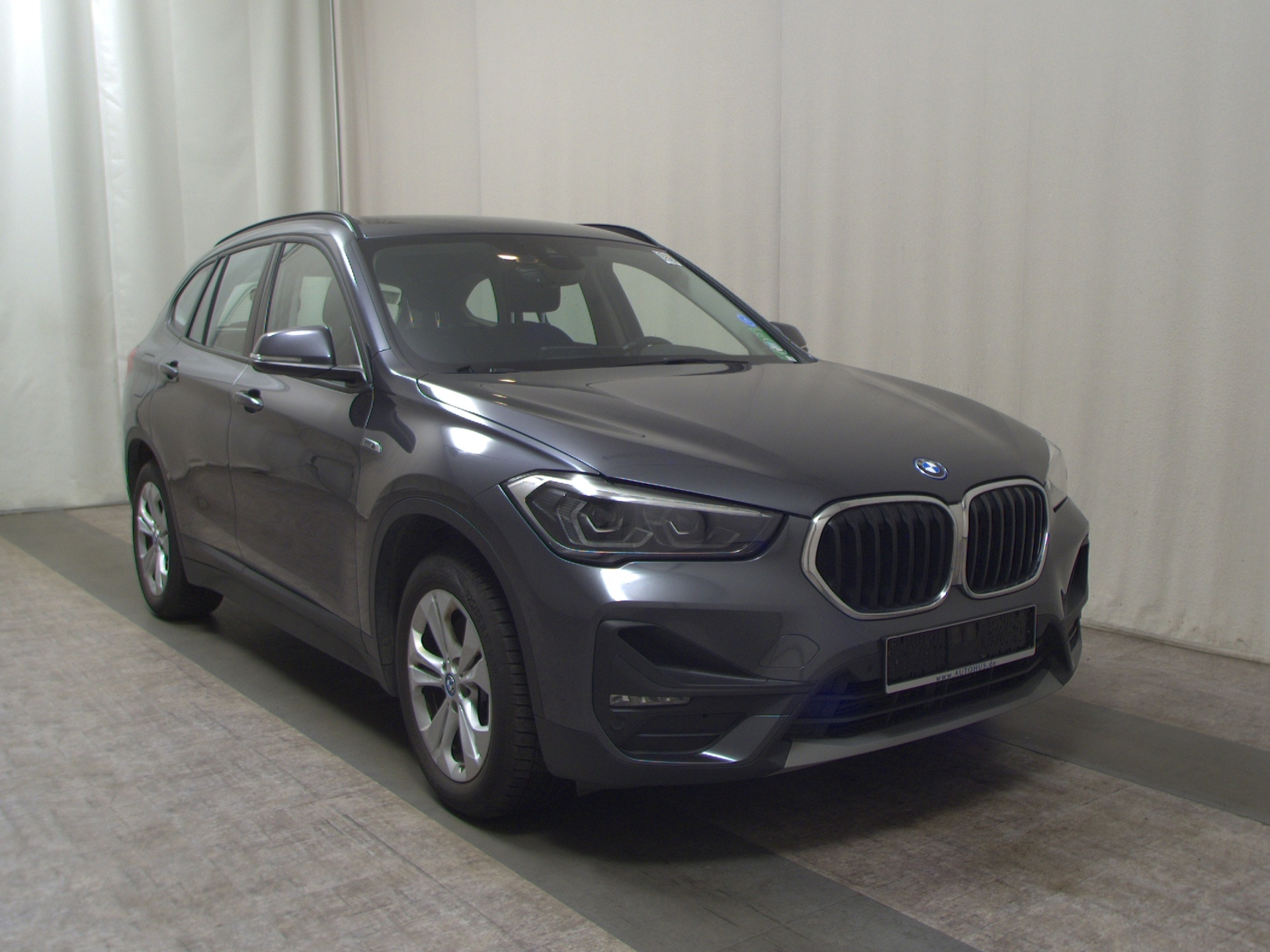 BMW X1 xDrive25e Advantage Navi LED 3