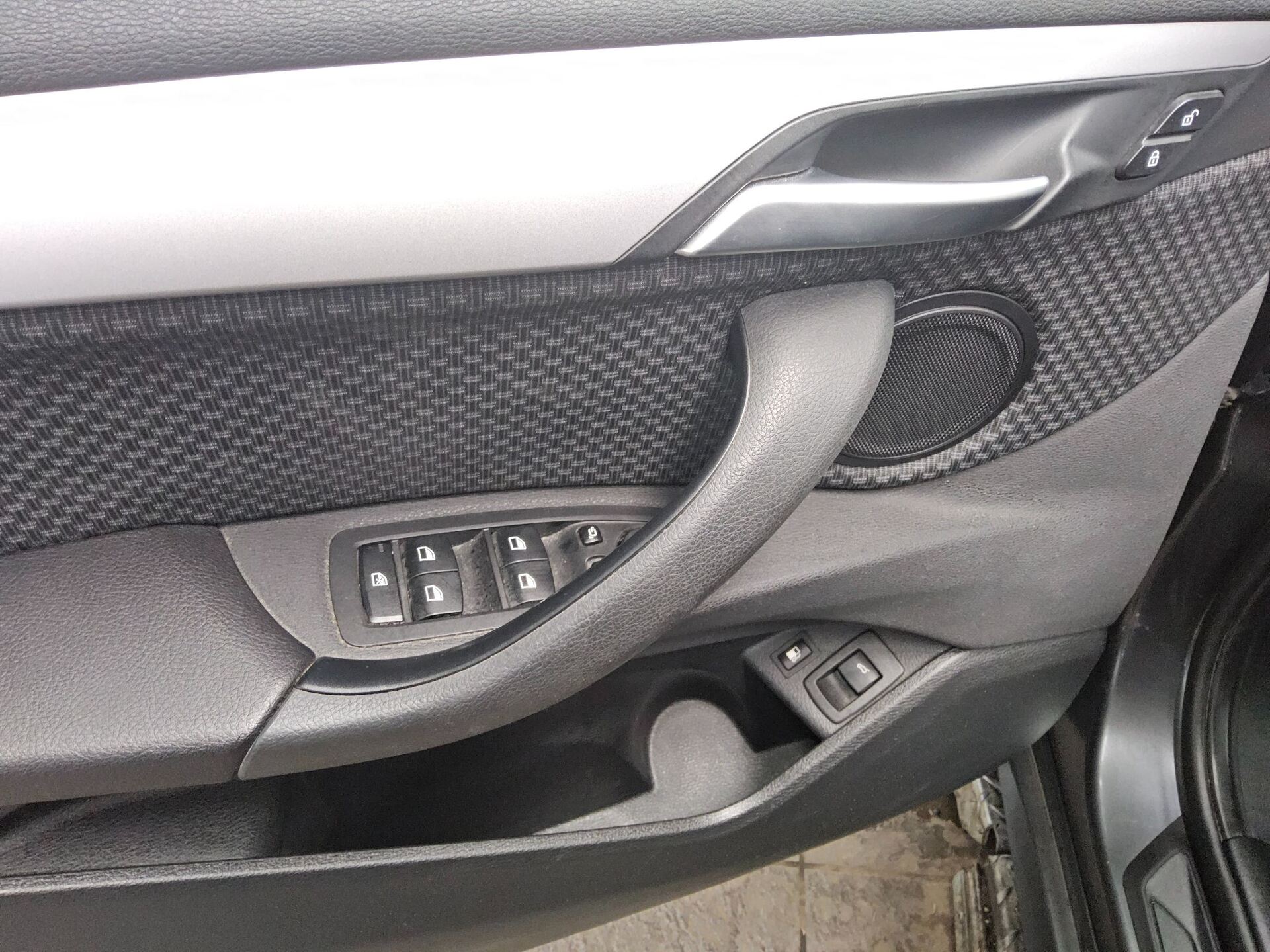 BMW X1 xDrive25e Advantage Navi LED 9