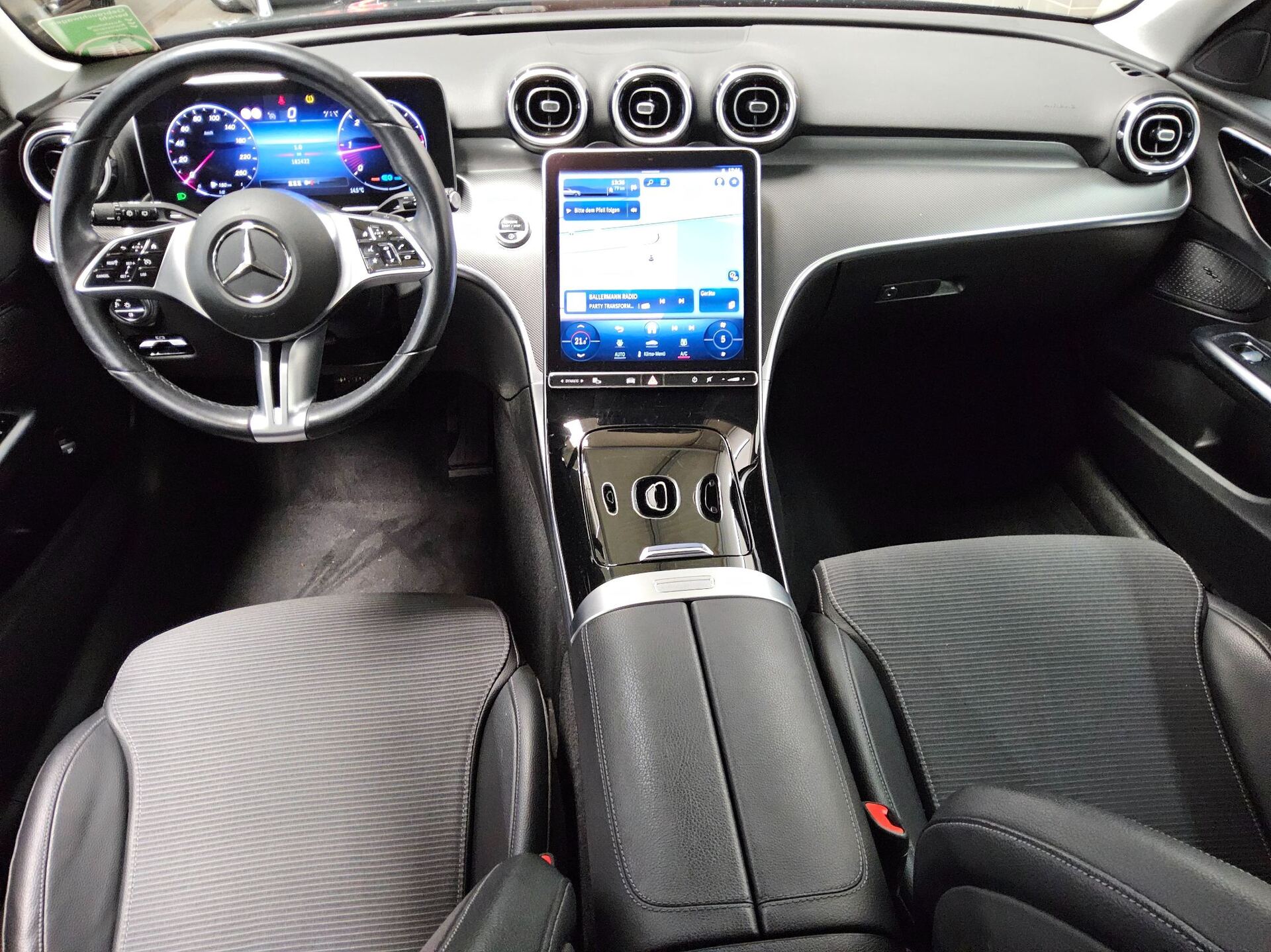 Mercedes-Benz C 220 T d Avantgarde Digital Light Navi 360° AHK 5