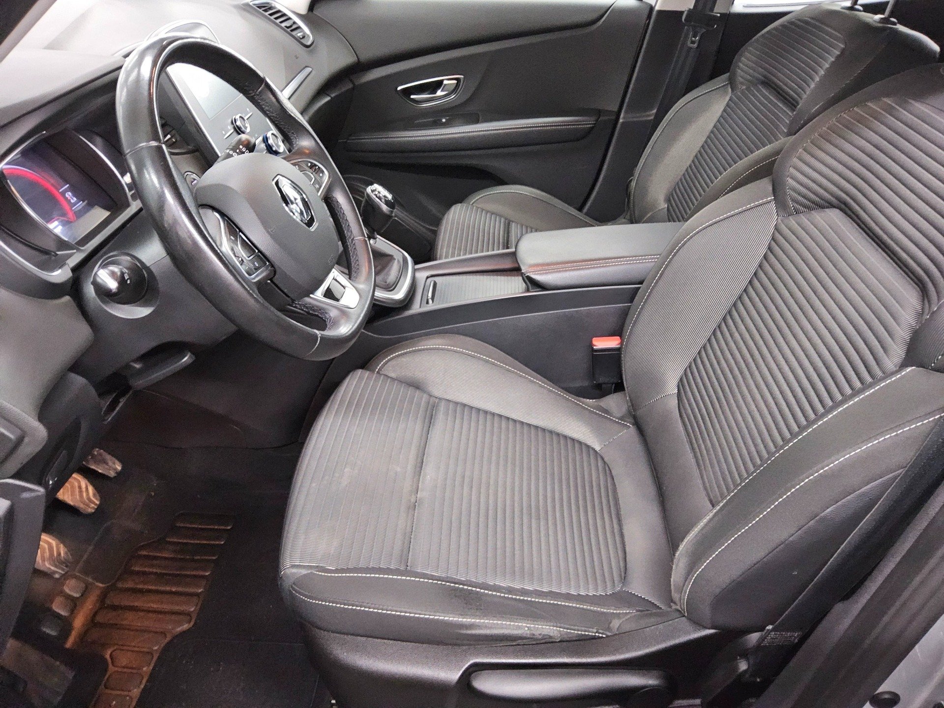 Renault Grand Scenic 1.7 BLUE dCi Business Ed. Navi Winter-Pkt 9