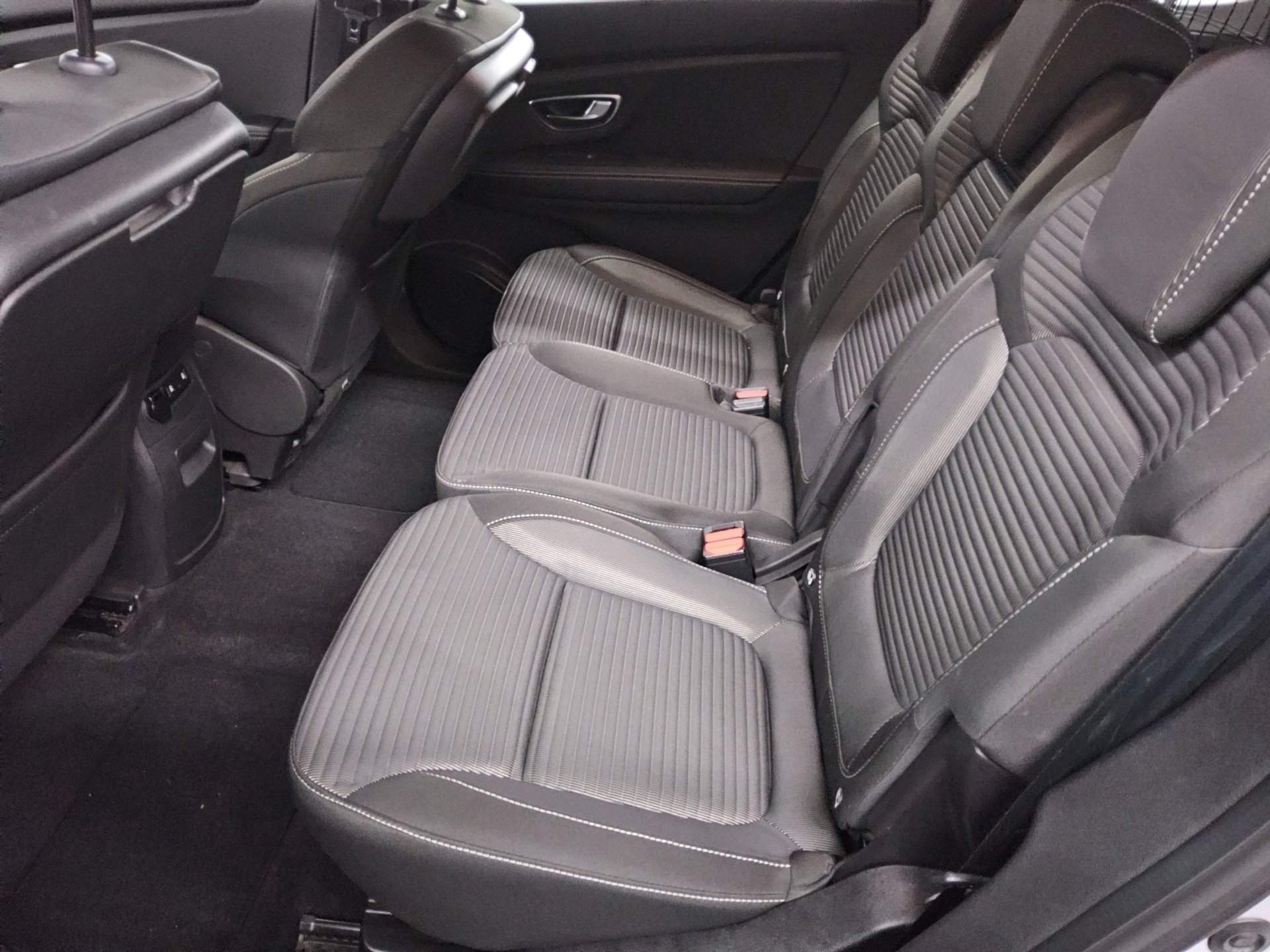 Renault Grand Scenic 1.7 BLUE dCi Business Ed. Navi Winter-Pkt 13