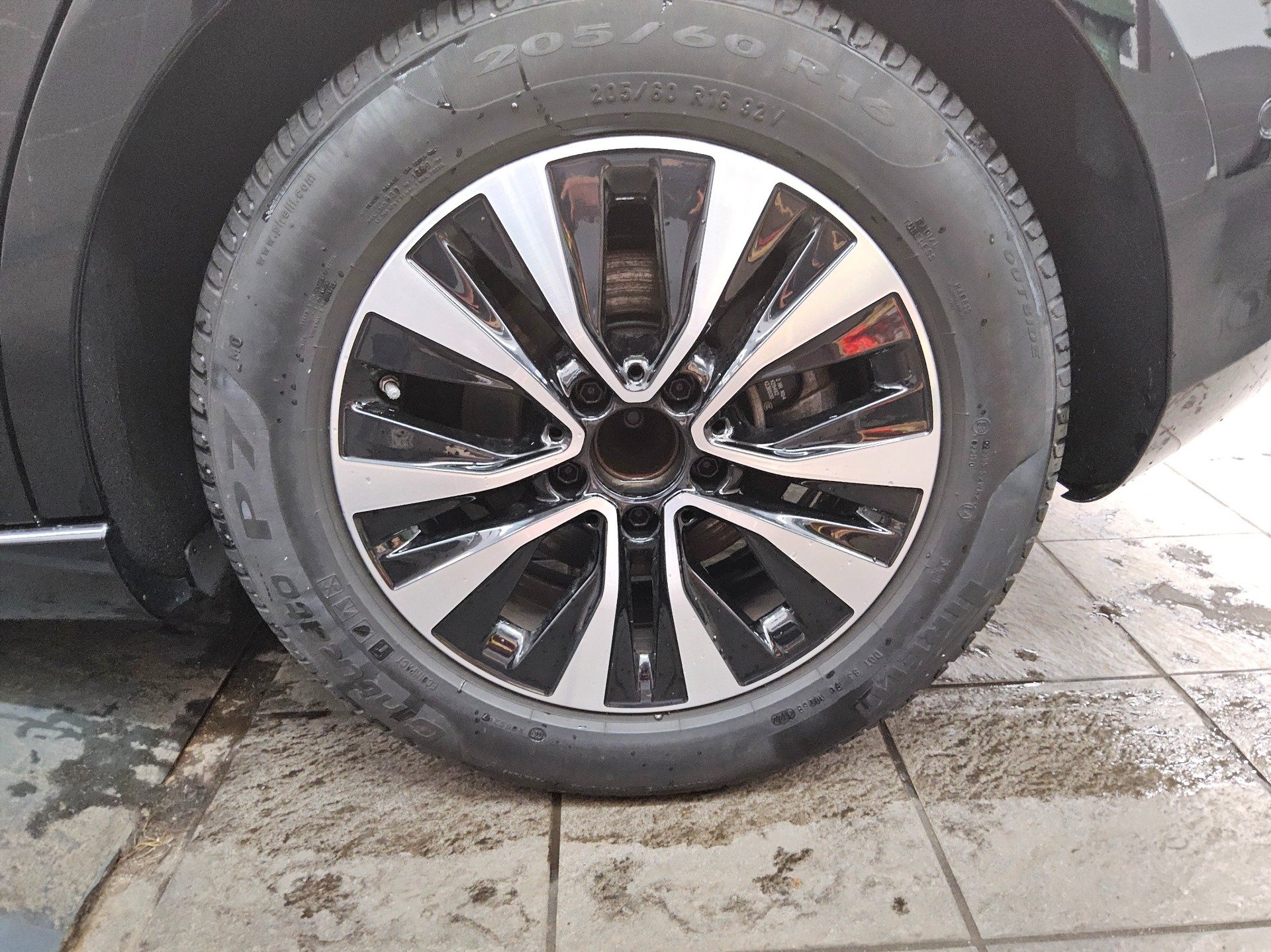 Mercedes-Benz A 200 d T-Leder Navi 360° Shz Ambiente Tempomat 11