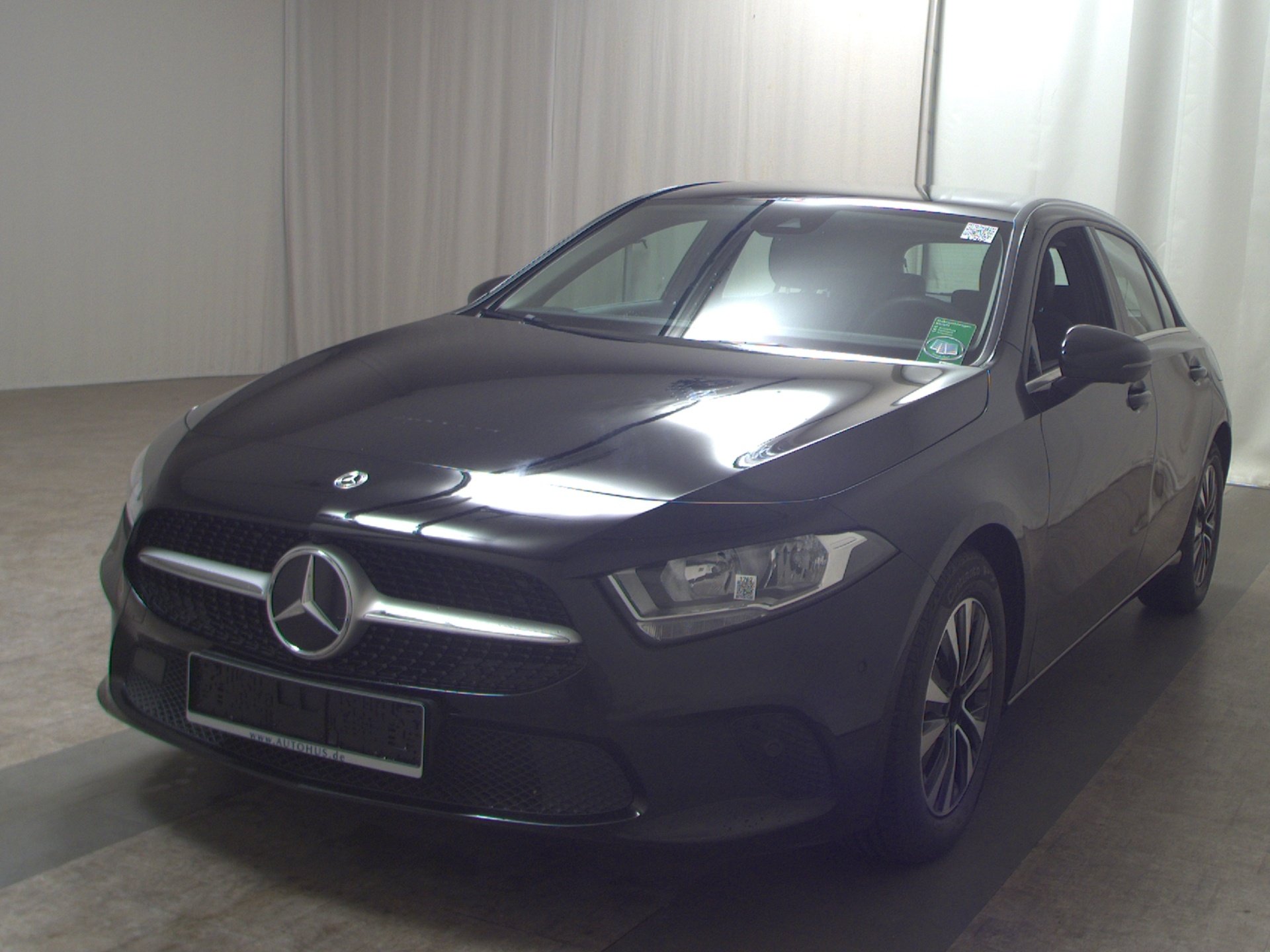 Mercedes-Benz A 200 d T-Leder Navi 360° Shz Ambiente Tempomat 2