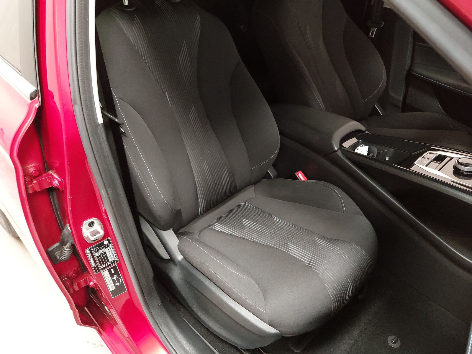 MG 5 Electric 61.1 Kwh Comfort Navi LED AHK RFK SHZ 10