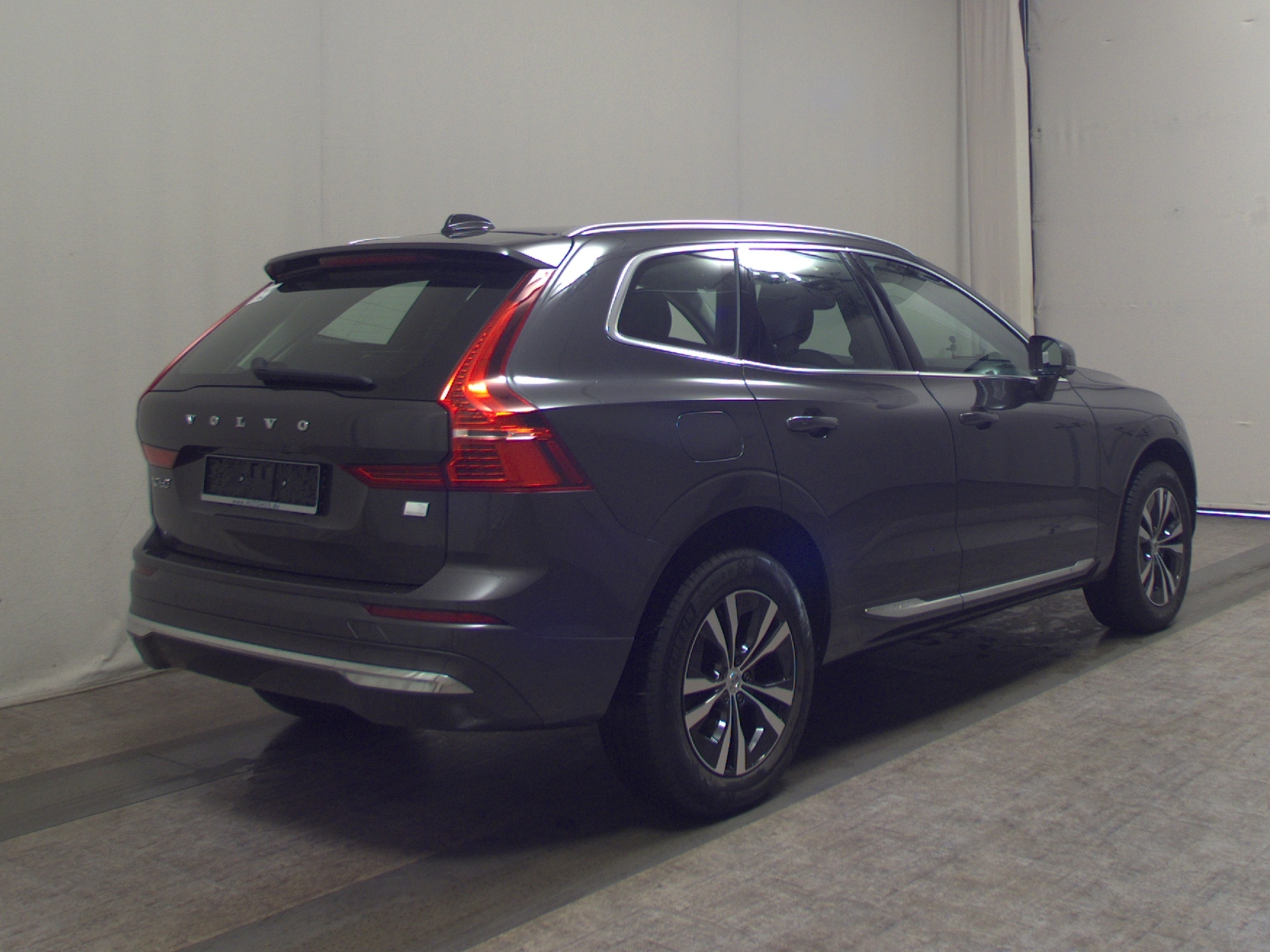 Volvo XC60 T6 AWD Inscription Navi Pano LED AHK Kamera 4