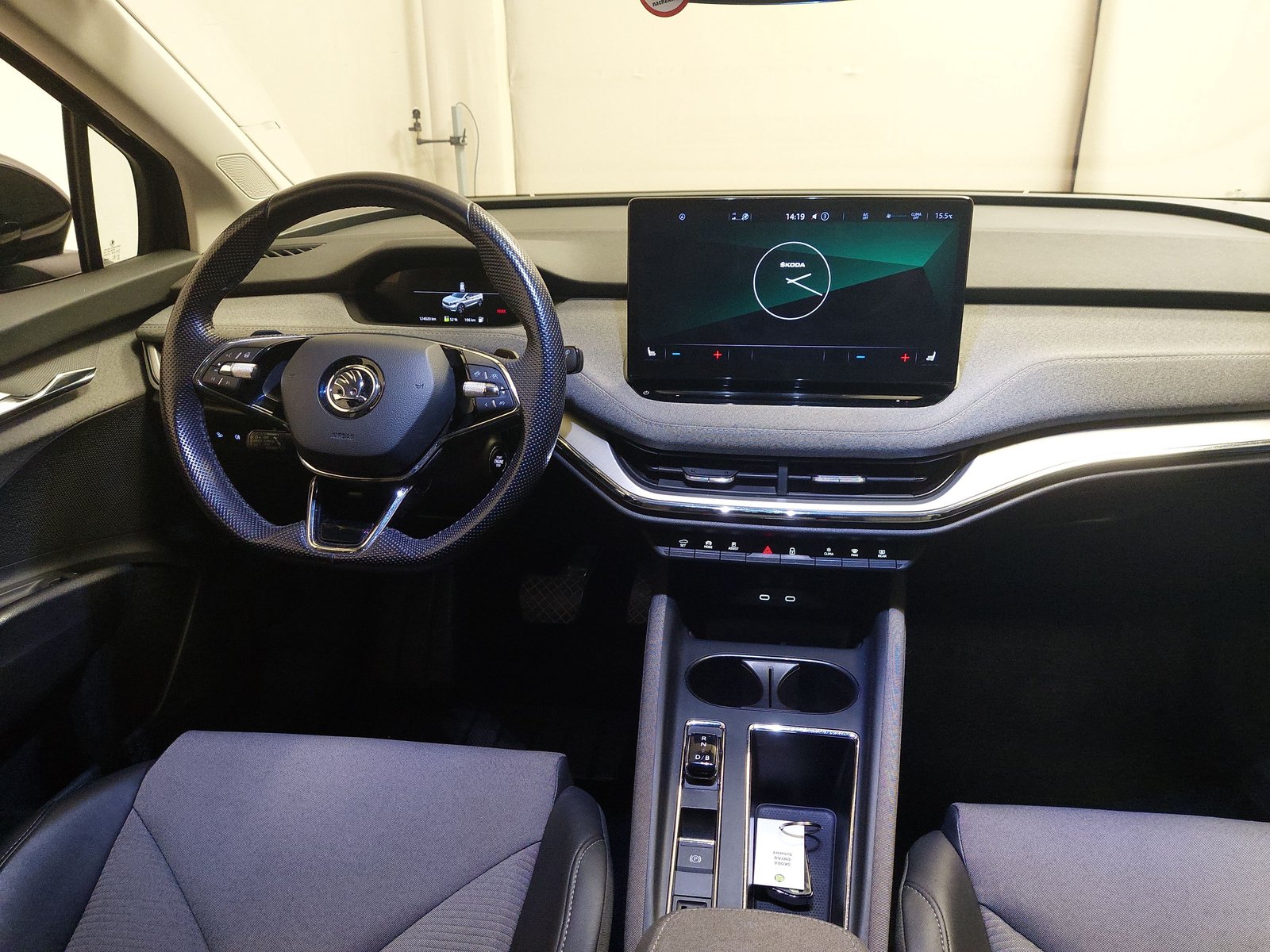 Skoda Enyaq 80 Loft T-Leder Navi LED AHK RFK 18